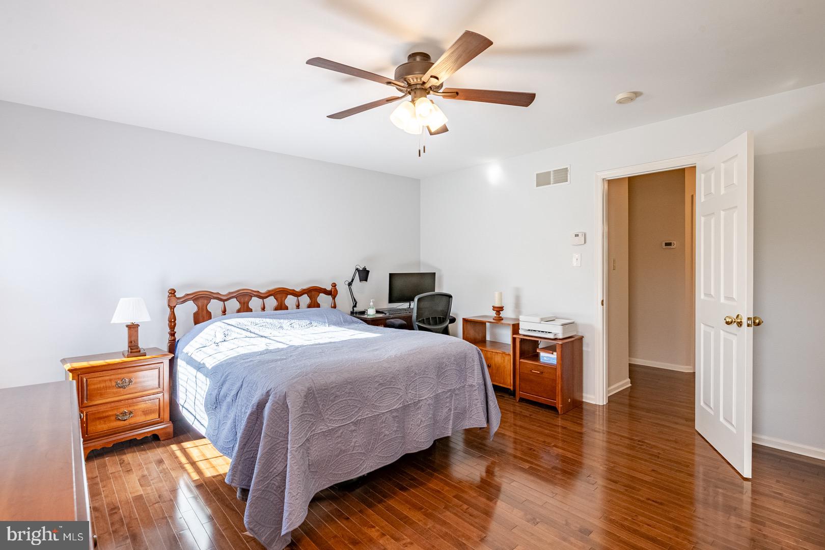 WHITFORD HILL - Residential