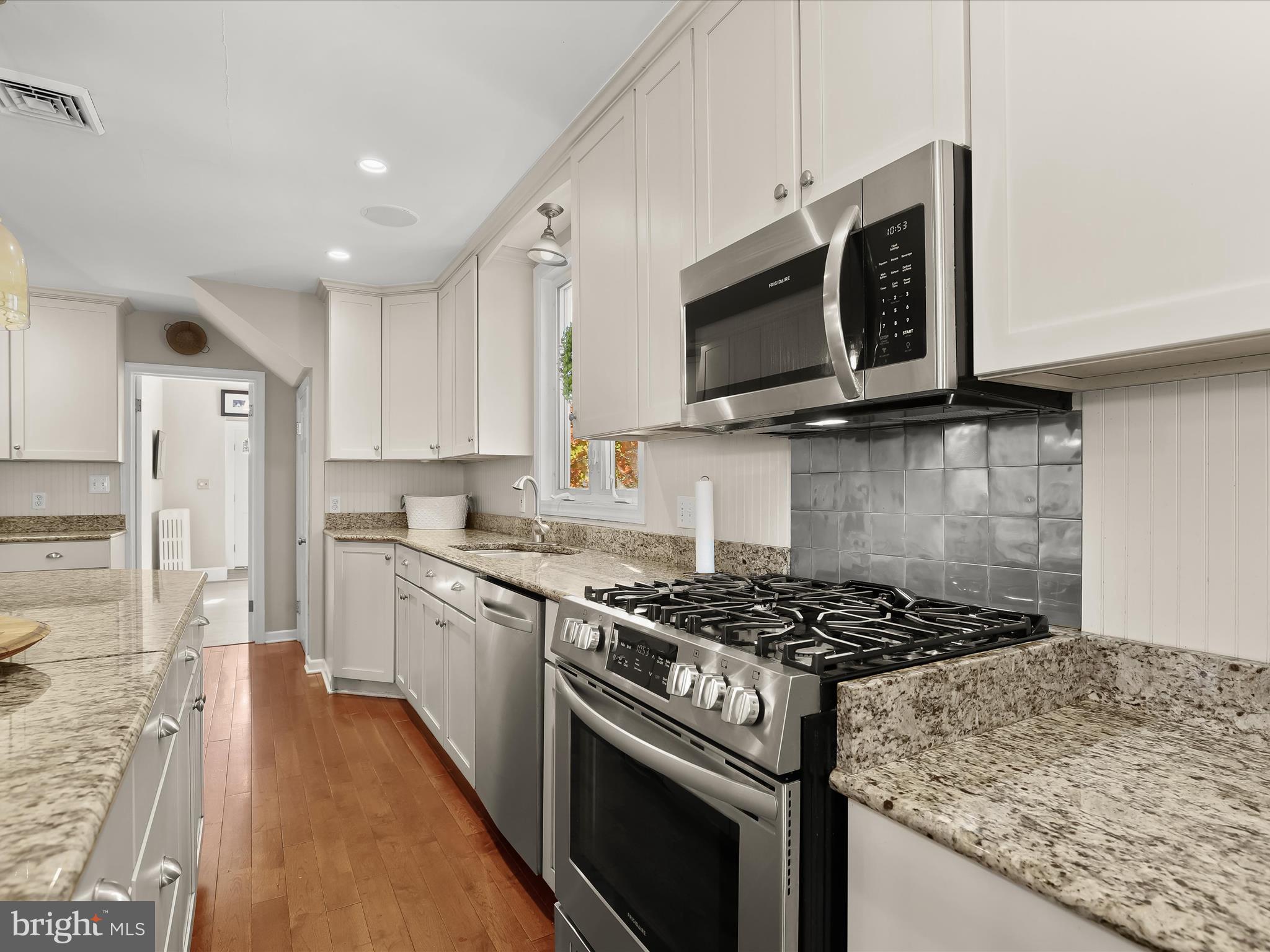 OAK FOREST - Residential