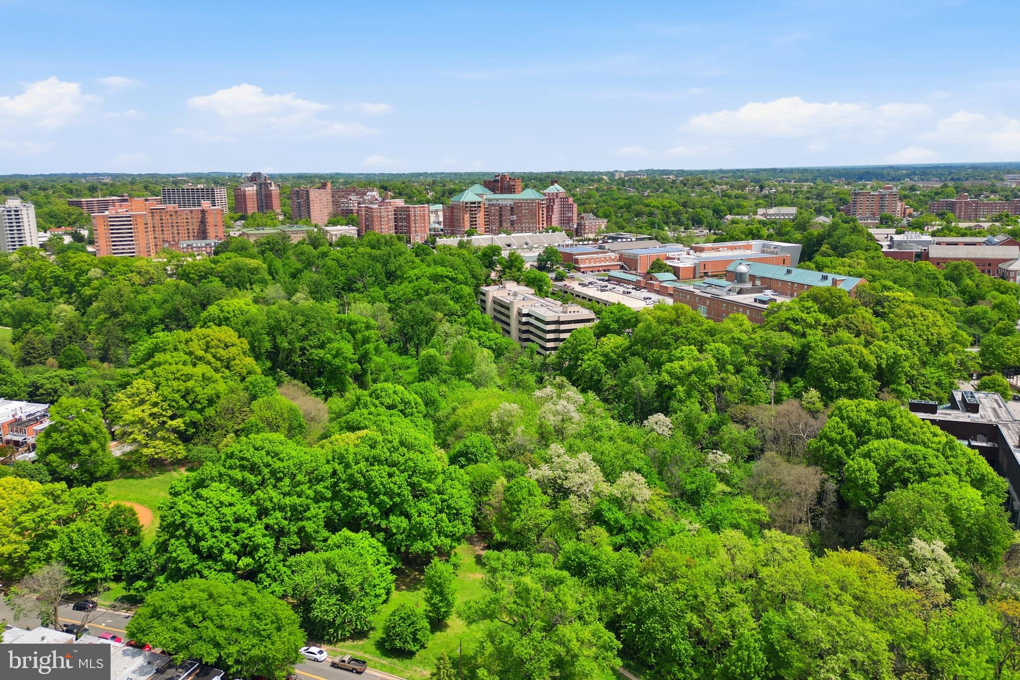 MEDFIELD - Residential