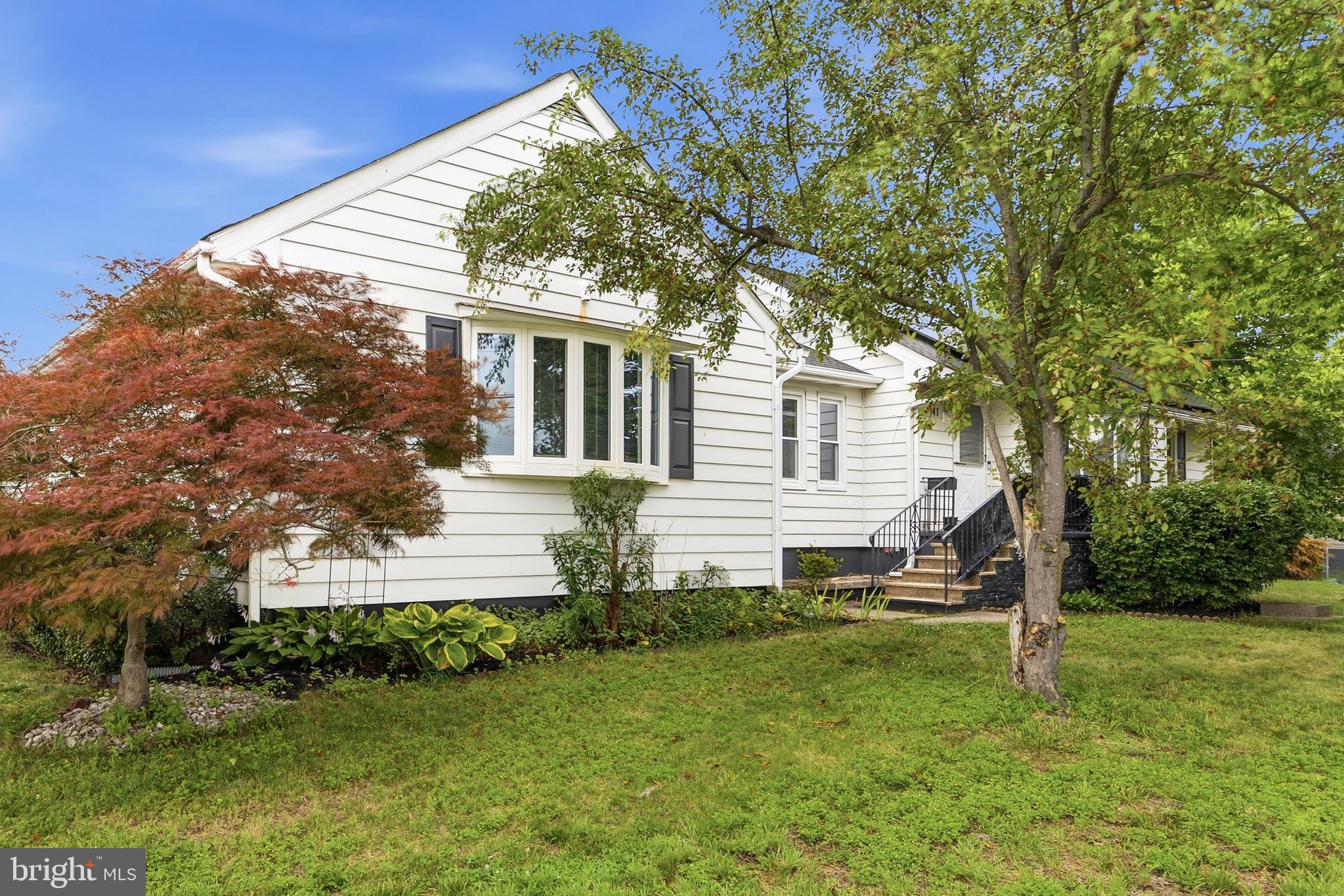 147 MOTT AVENUE