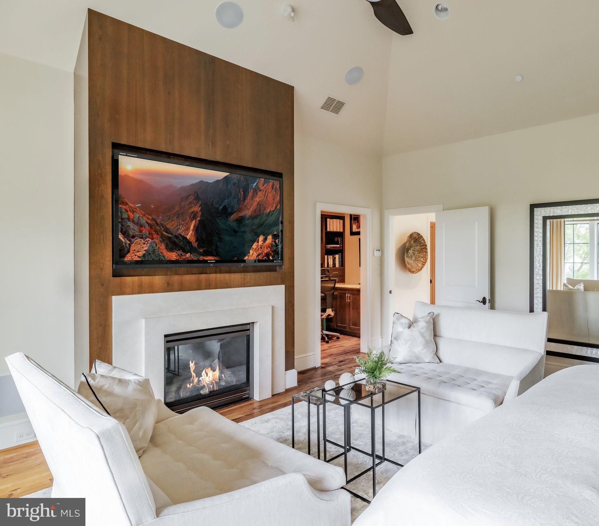 PHILLIPS PARK - Residential