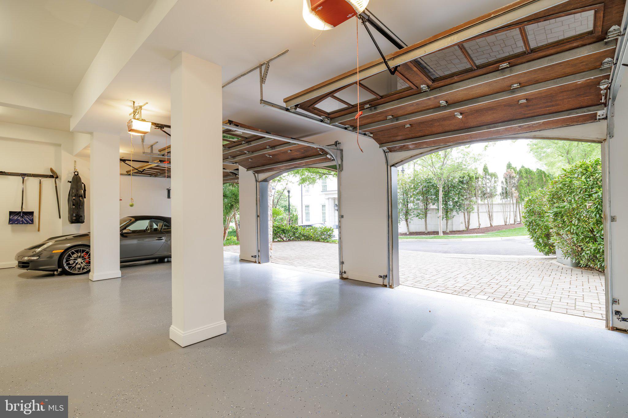 PHILLIPS PARK - Residential