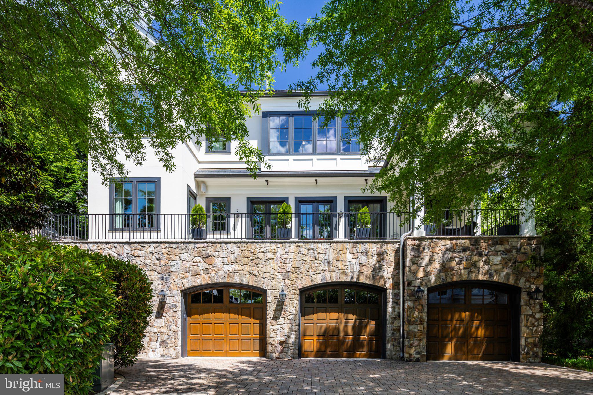 PHILLIPS PARK - Residential