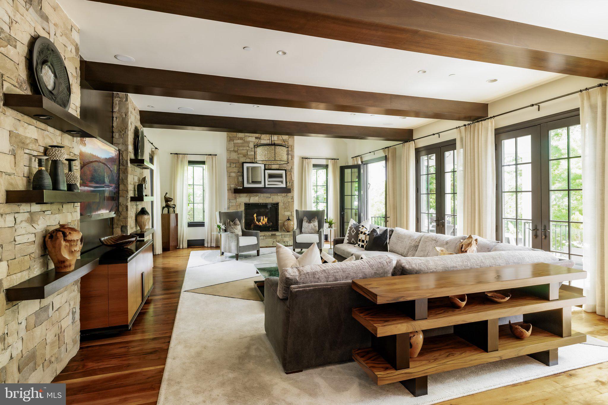 PHILLIPS PARK - Residential
