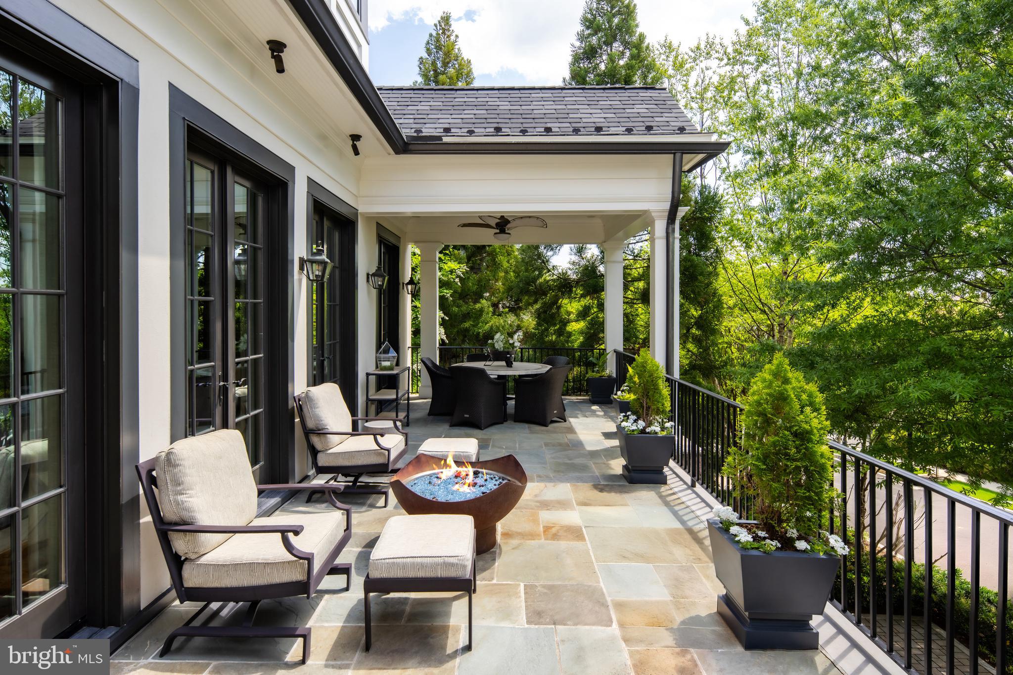 PHILLIPS PARK - Residential