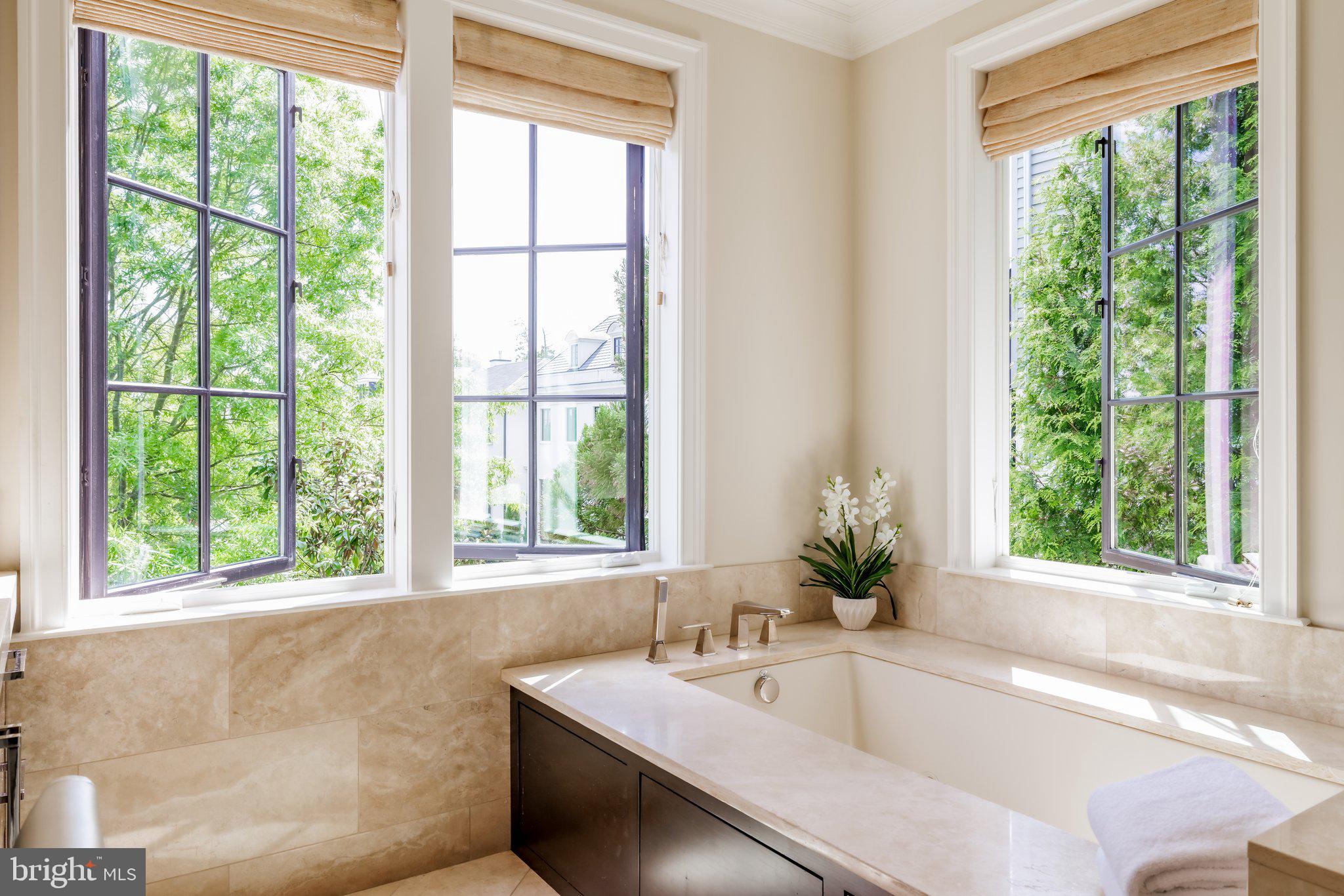 PHILLIPS PARK - Residential