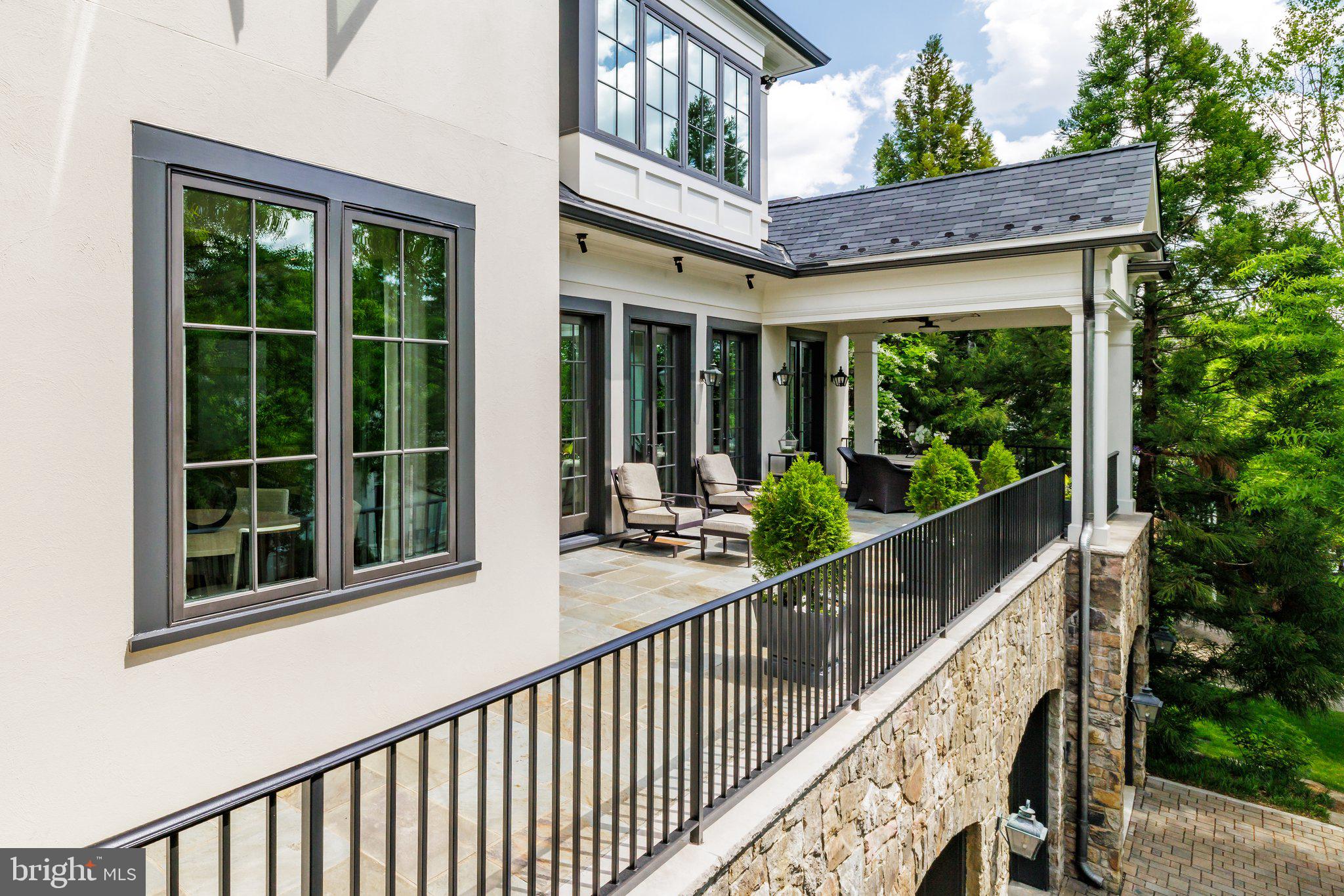 PHILLIPS PARK - Residential