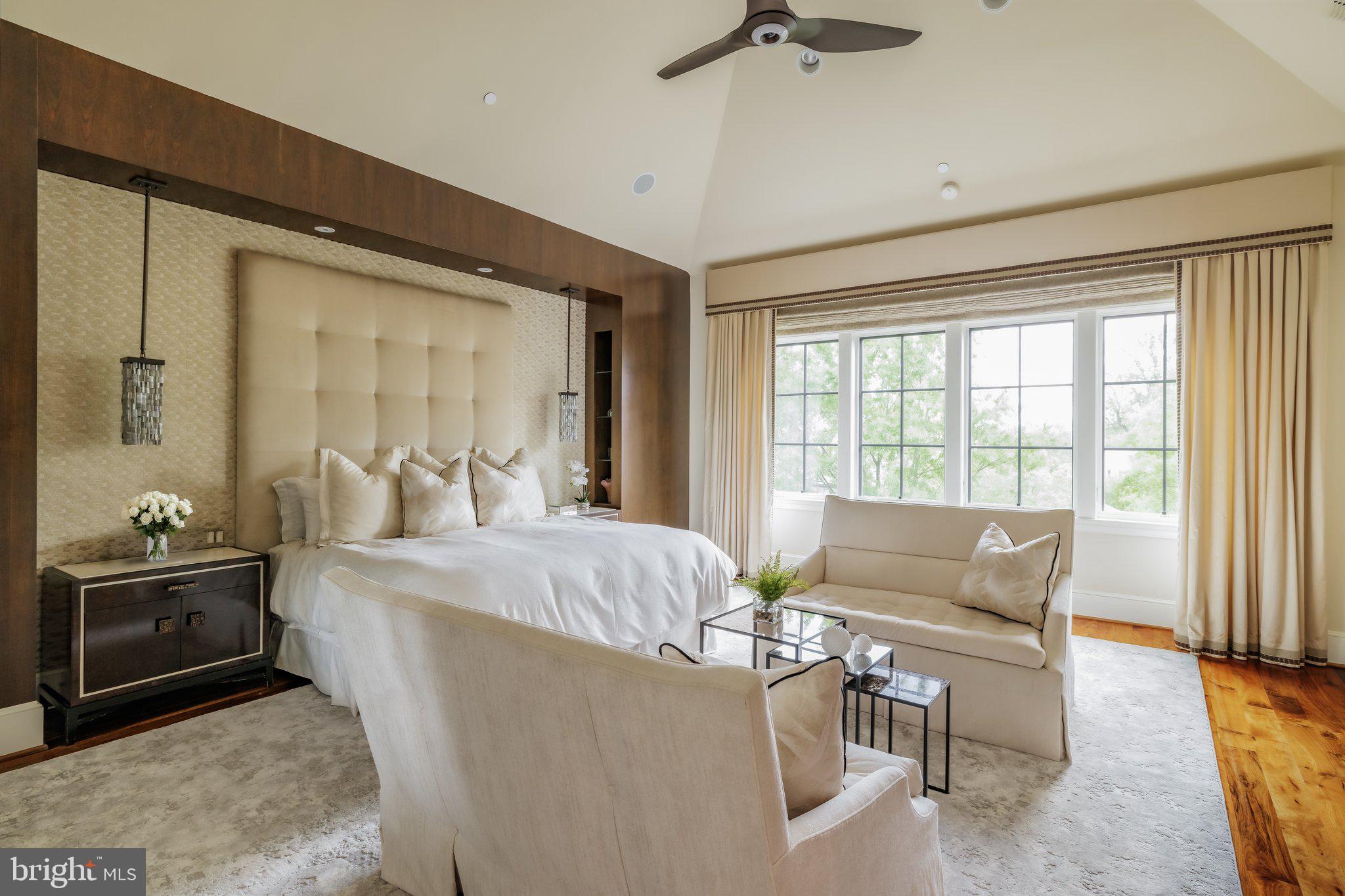 PHILLIPS PARK - Residential