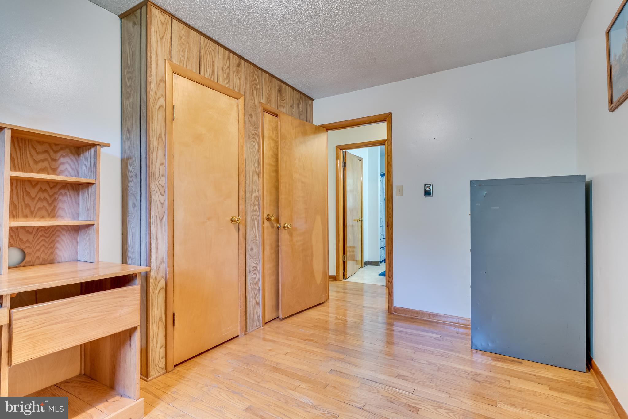 EARL ACRES - Residential