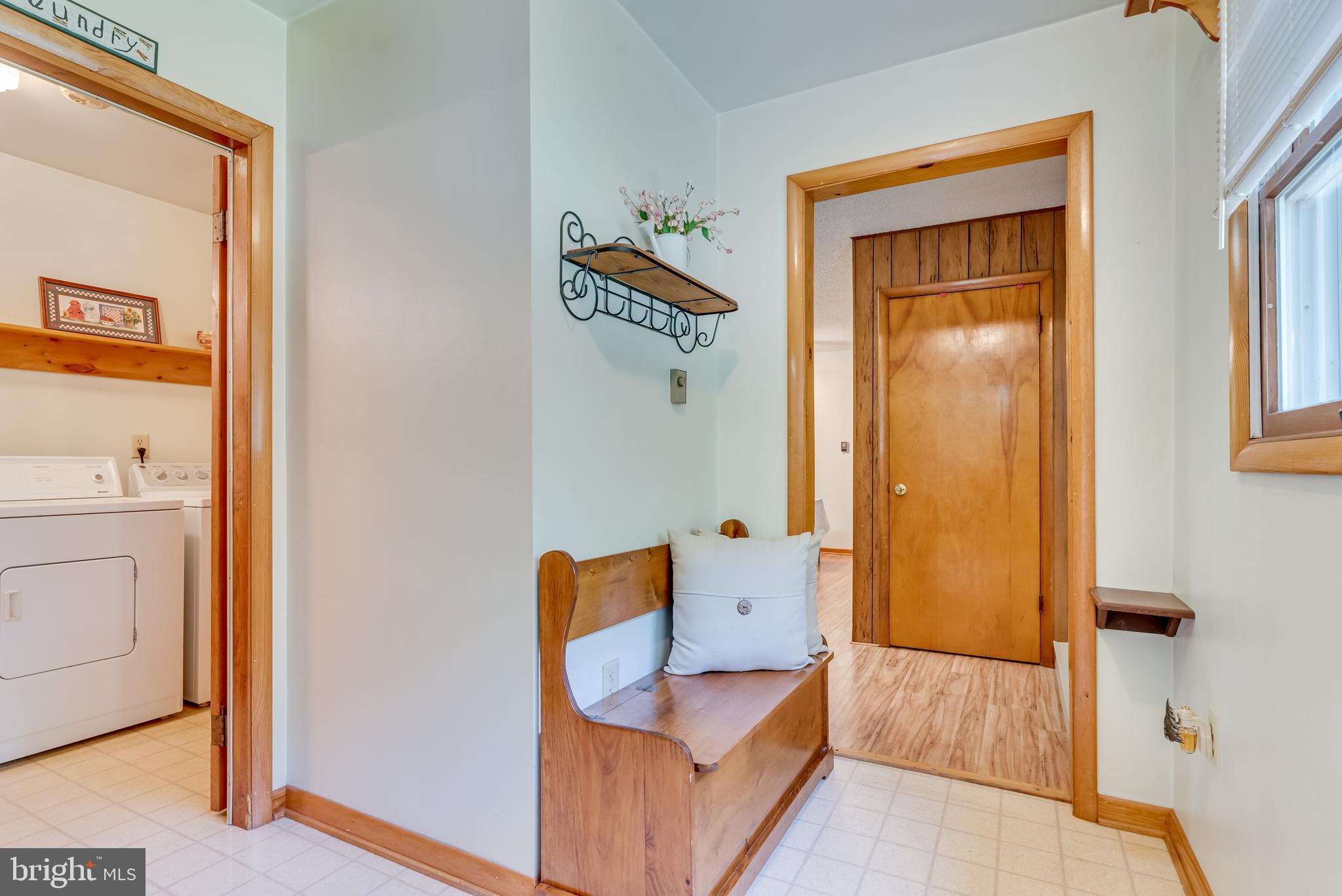 EARL ACRES - Residential