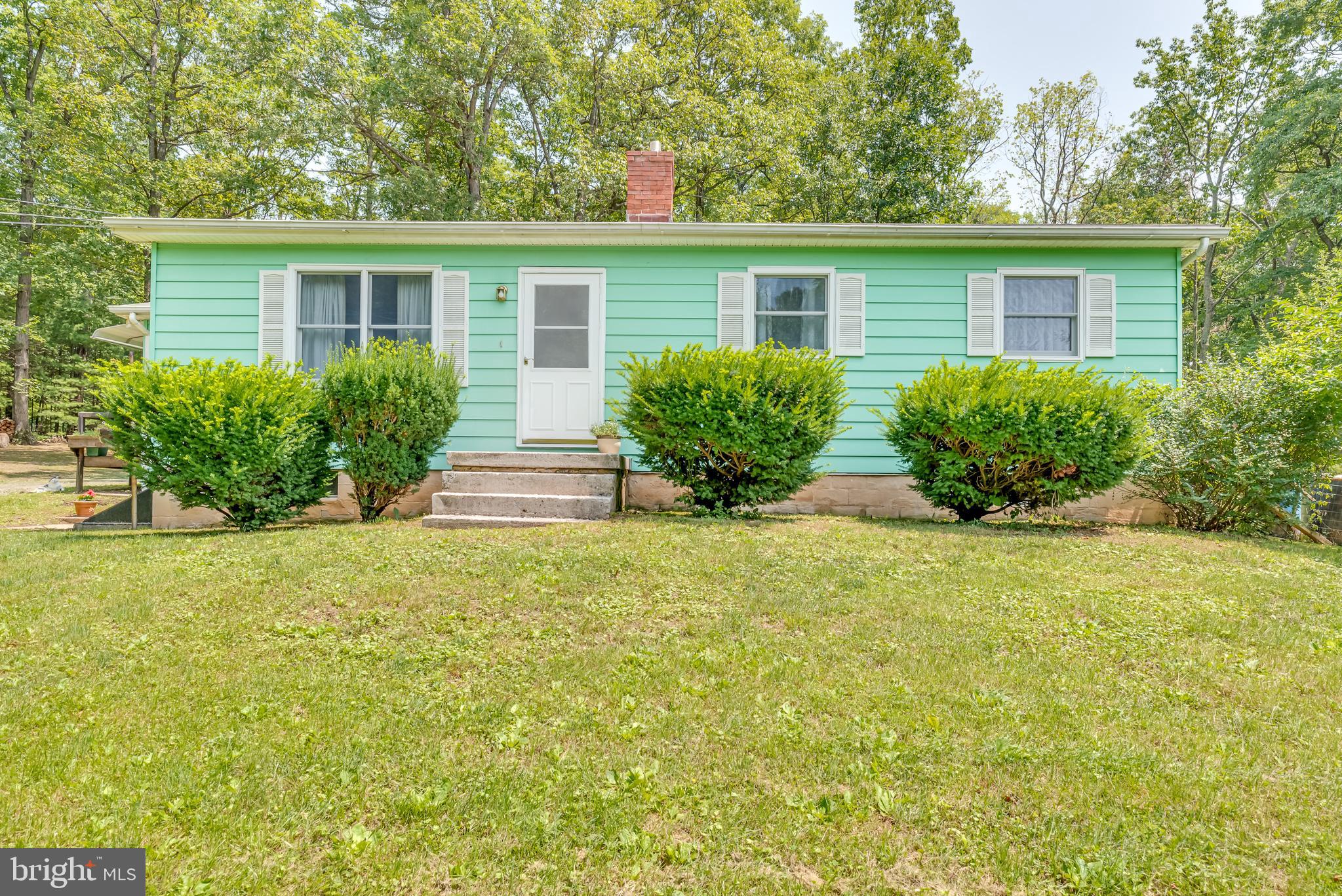 EARL ACRES - Residential