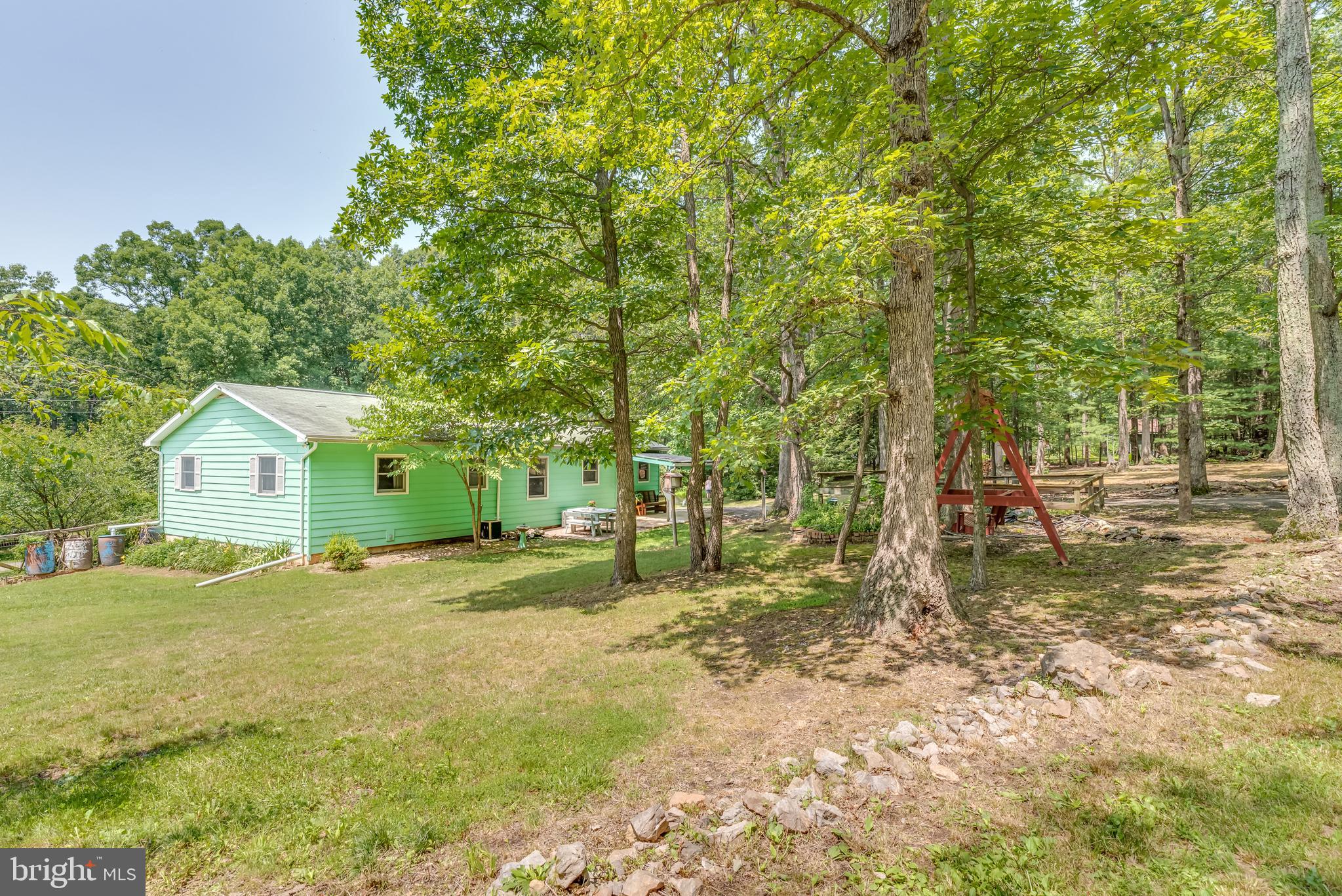 EARL ACRES - Residential