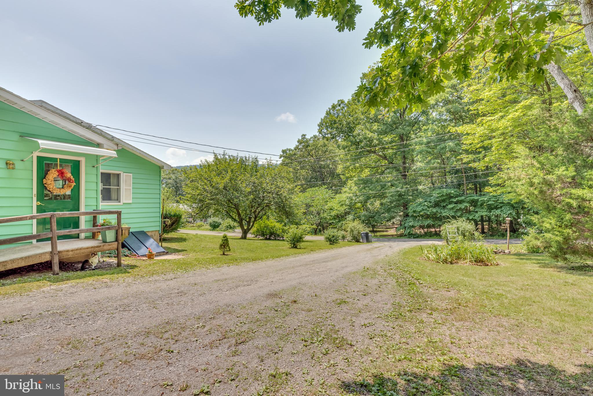 EARL ACRES - Residential