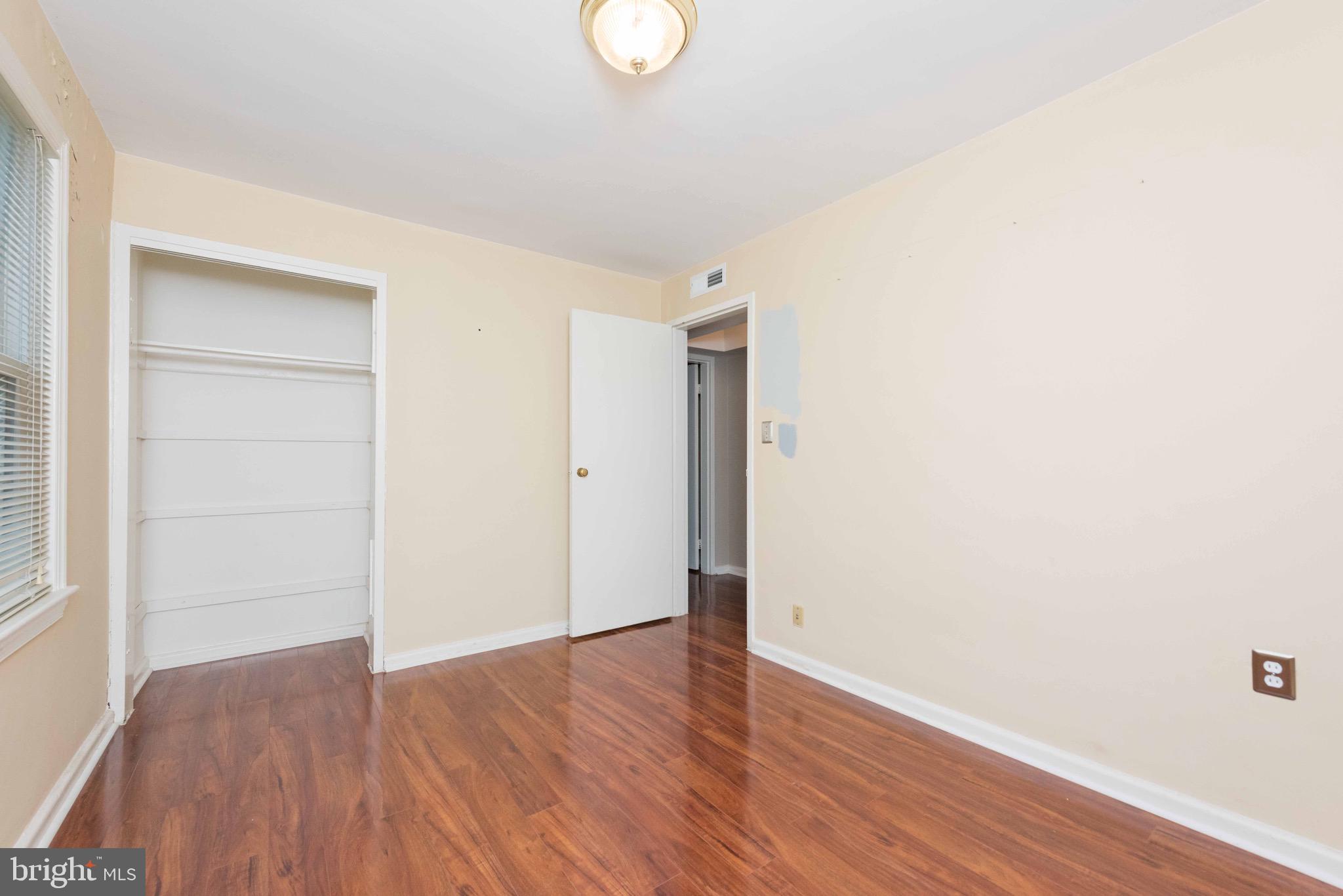 BELLE VIEW CONDOMINIUMS - Residential Lease