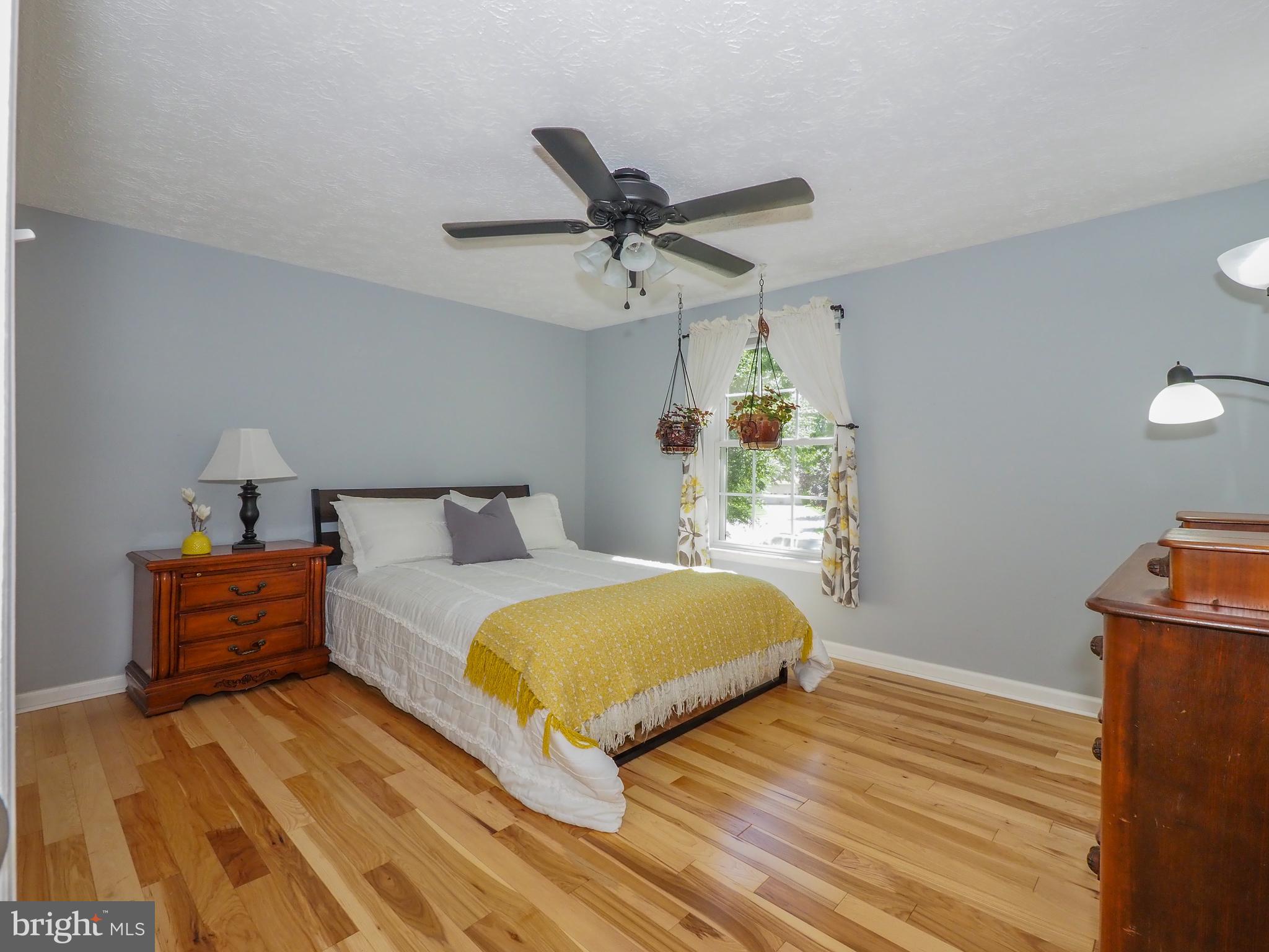 MAYFIELD MANOR - Residential