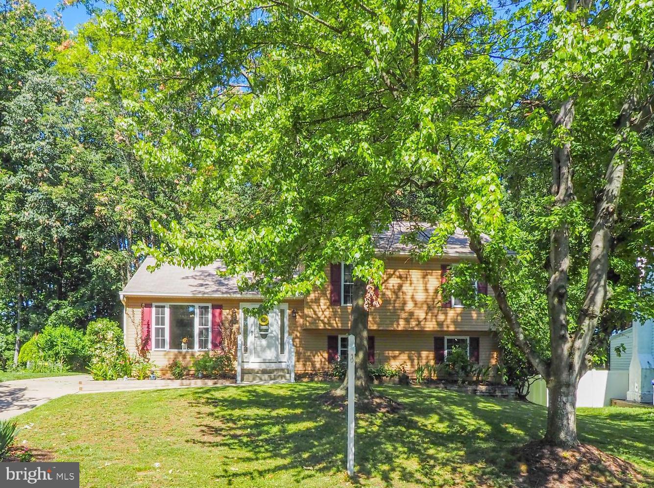 MAYFIELD MANOR - Residential