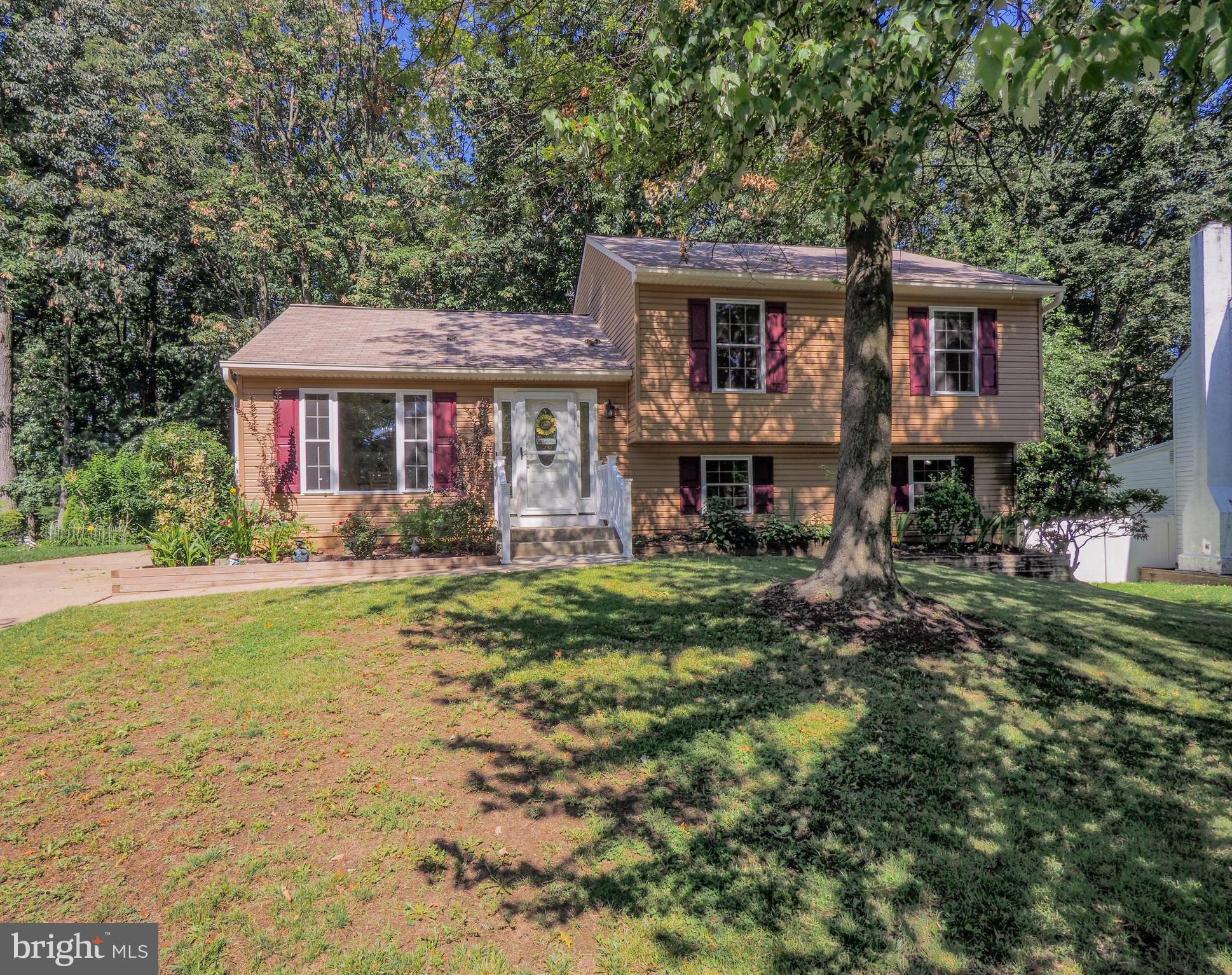 MAYFIELD MANOR - Residential