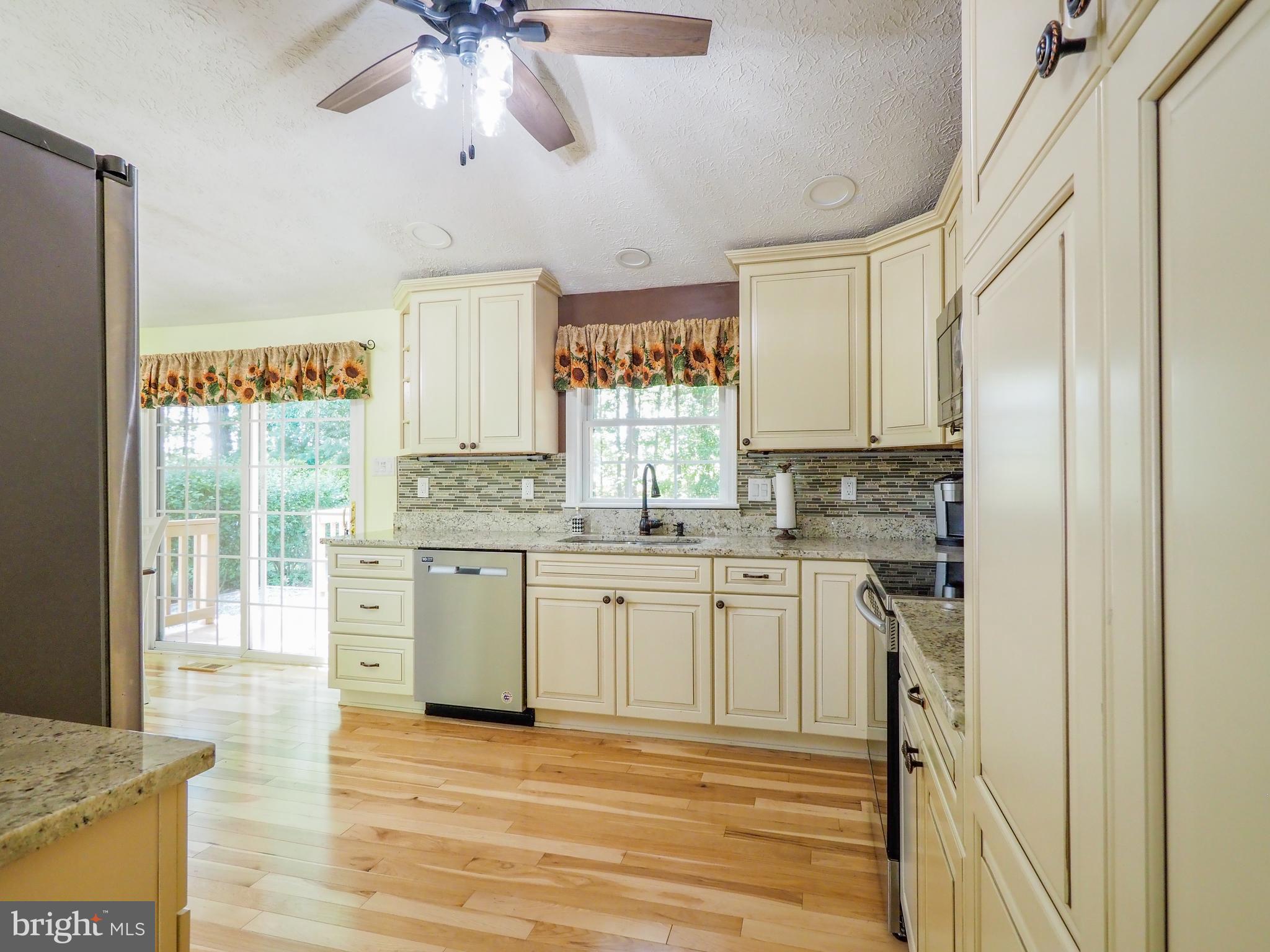 MAYFIELD MANOR - Residential