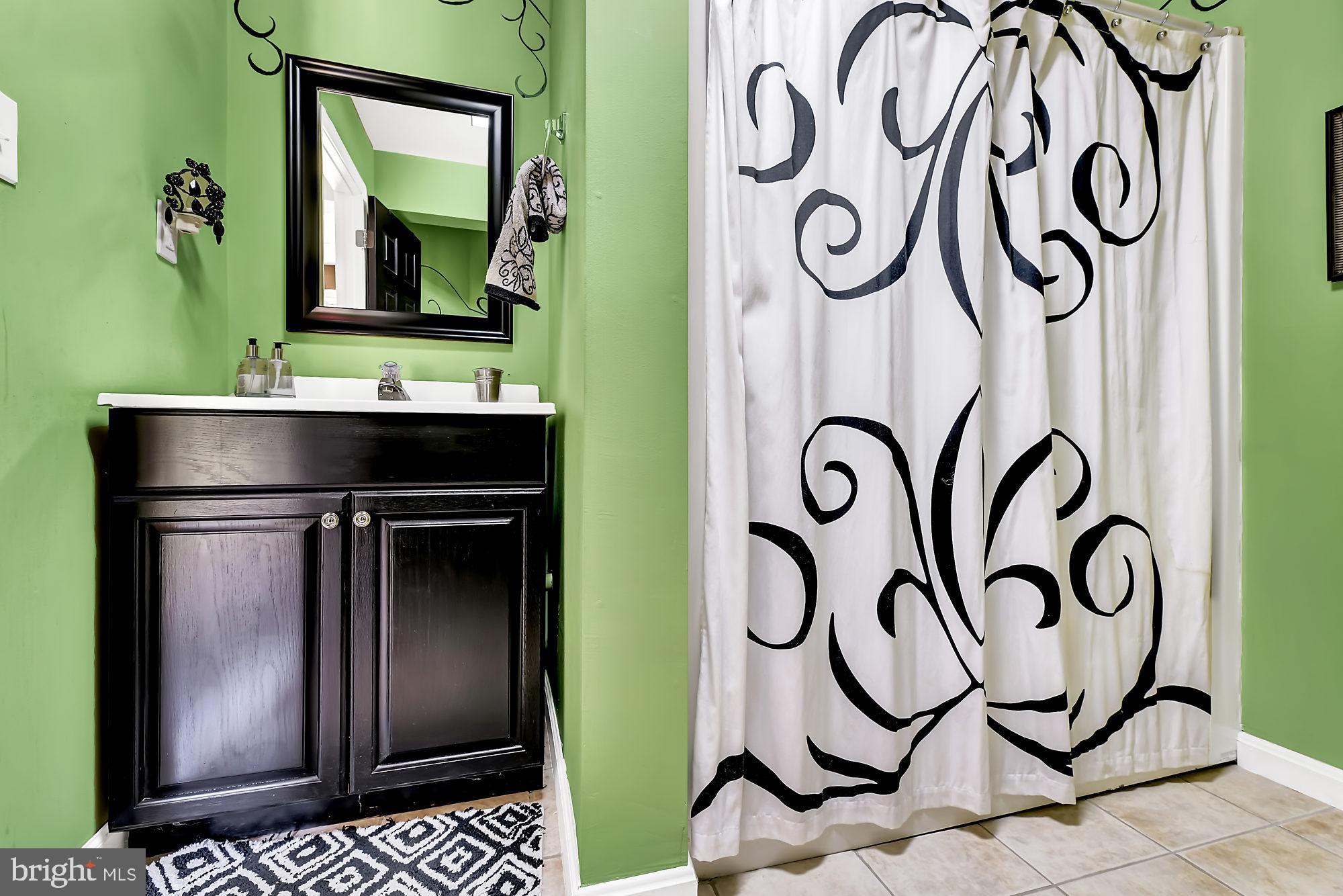 COOL SPRINGS - Residential