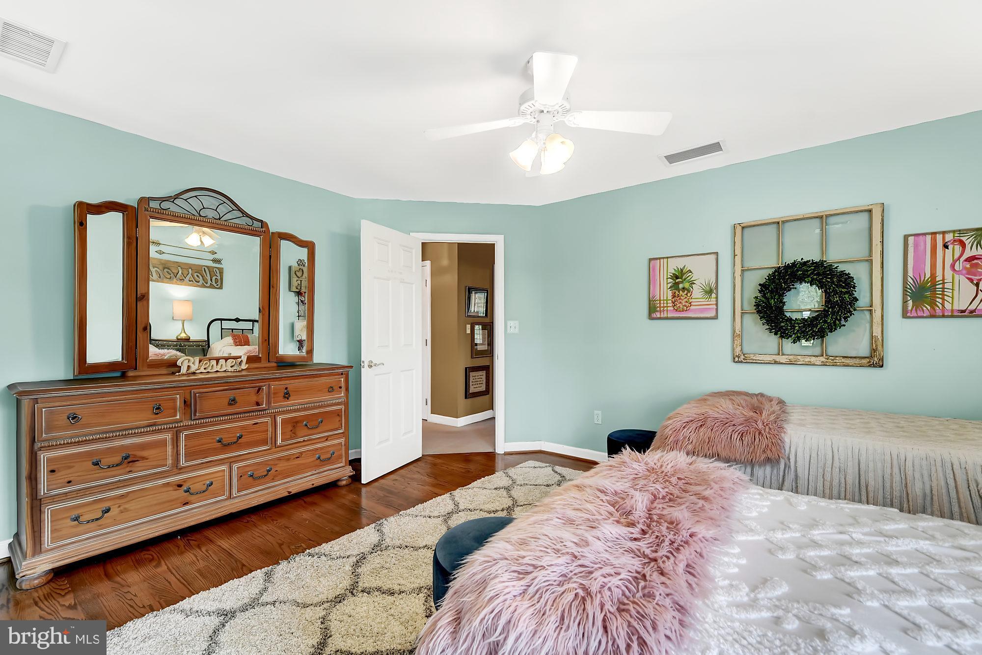 COOL SPRINGS - Residential