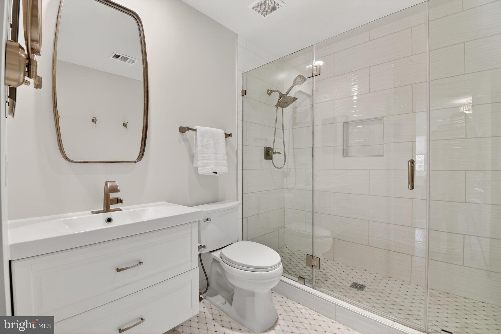 GROSVENOR WOODS - Residential