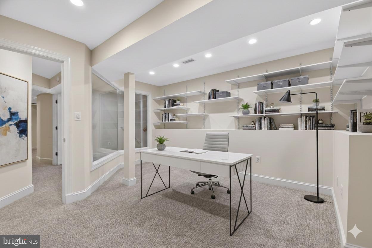 GROSVENOR WOODS - Residential