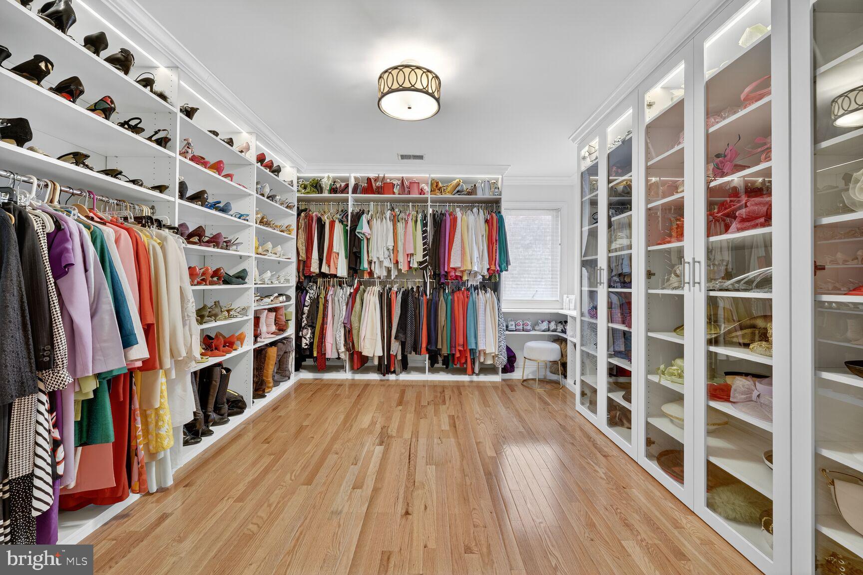 GROSVENOR WOODS - Residential