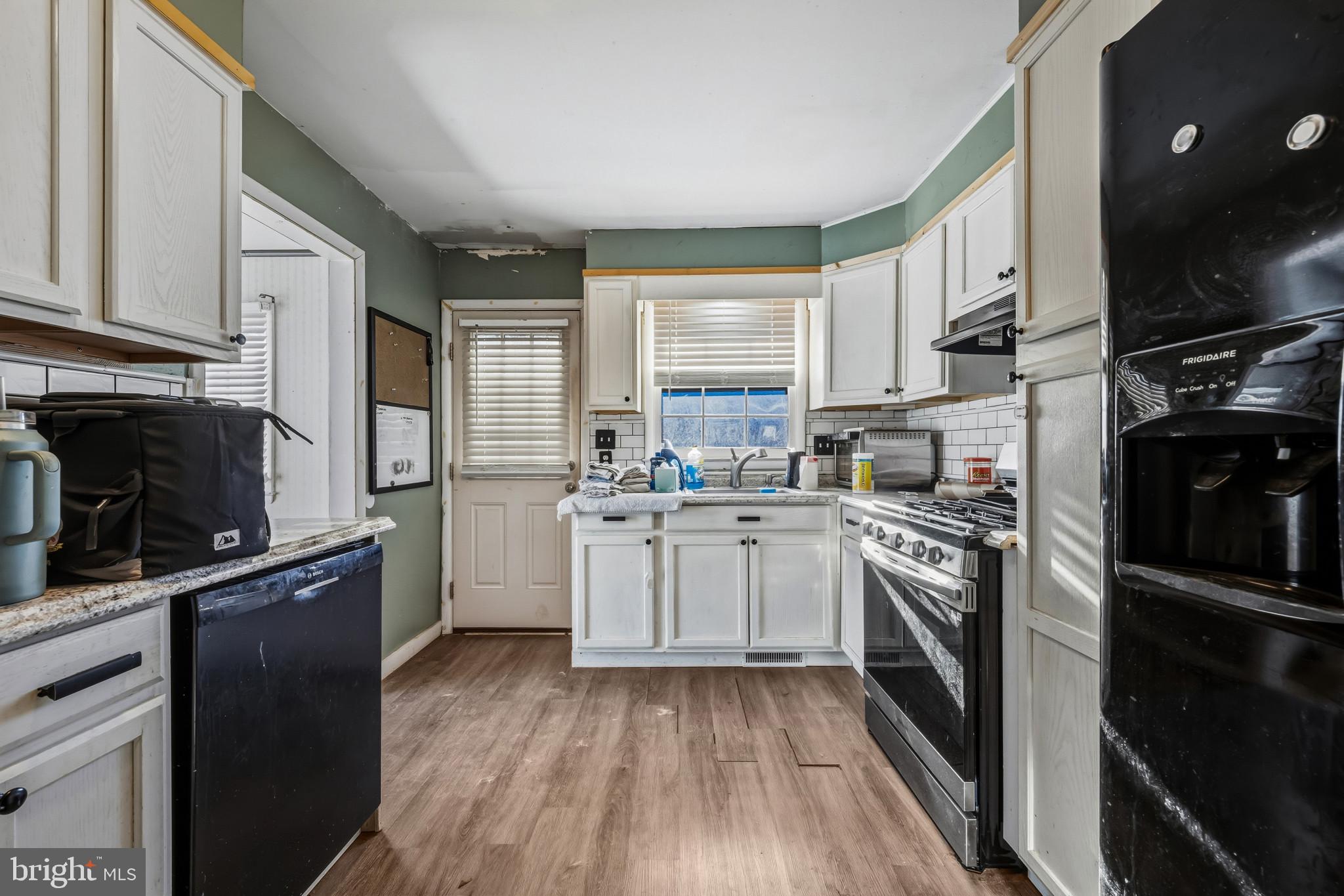 HARWOOD PARK - Residential