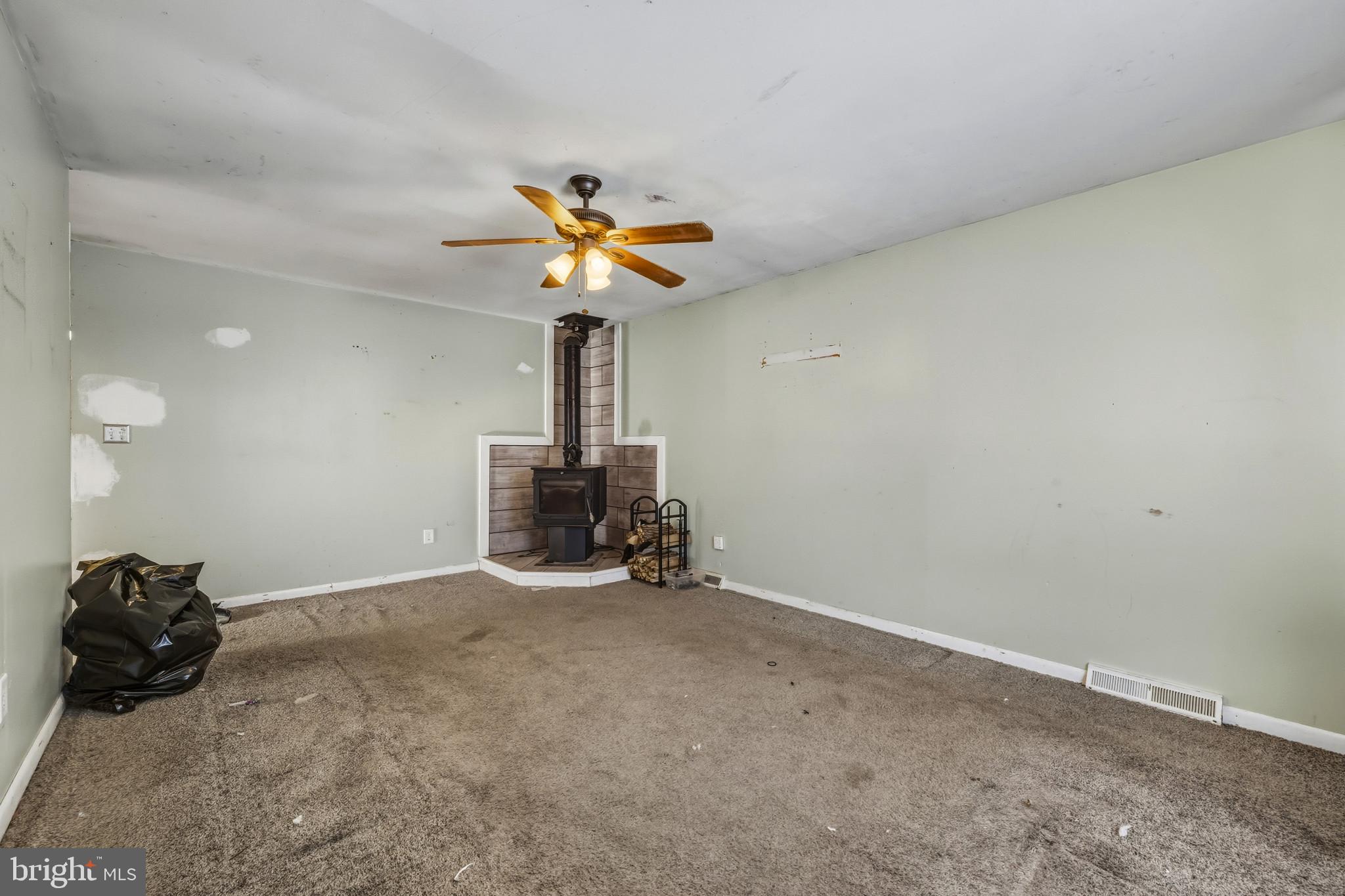 6424 WOODBURN AVENUE