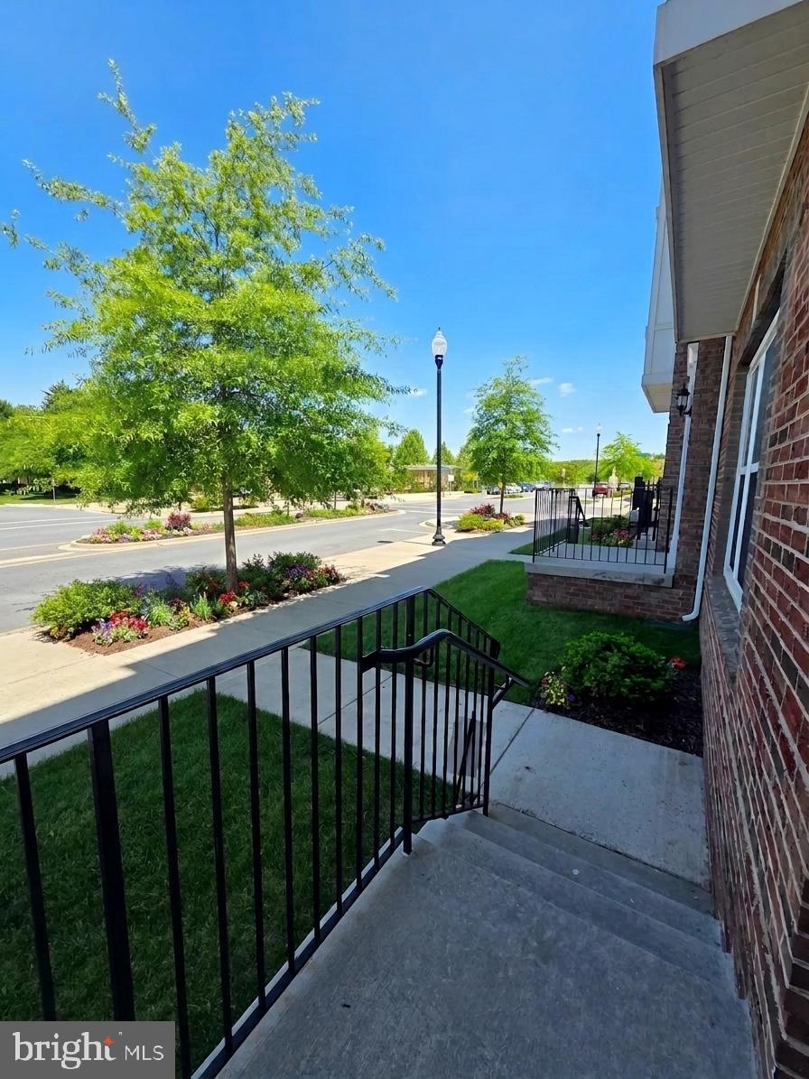 12854 CLOVERLEAF CENTER DRIVE 165 E