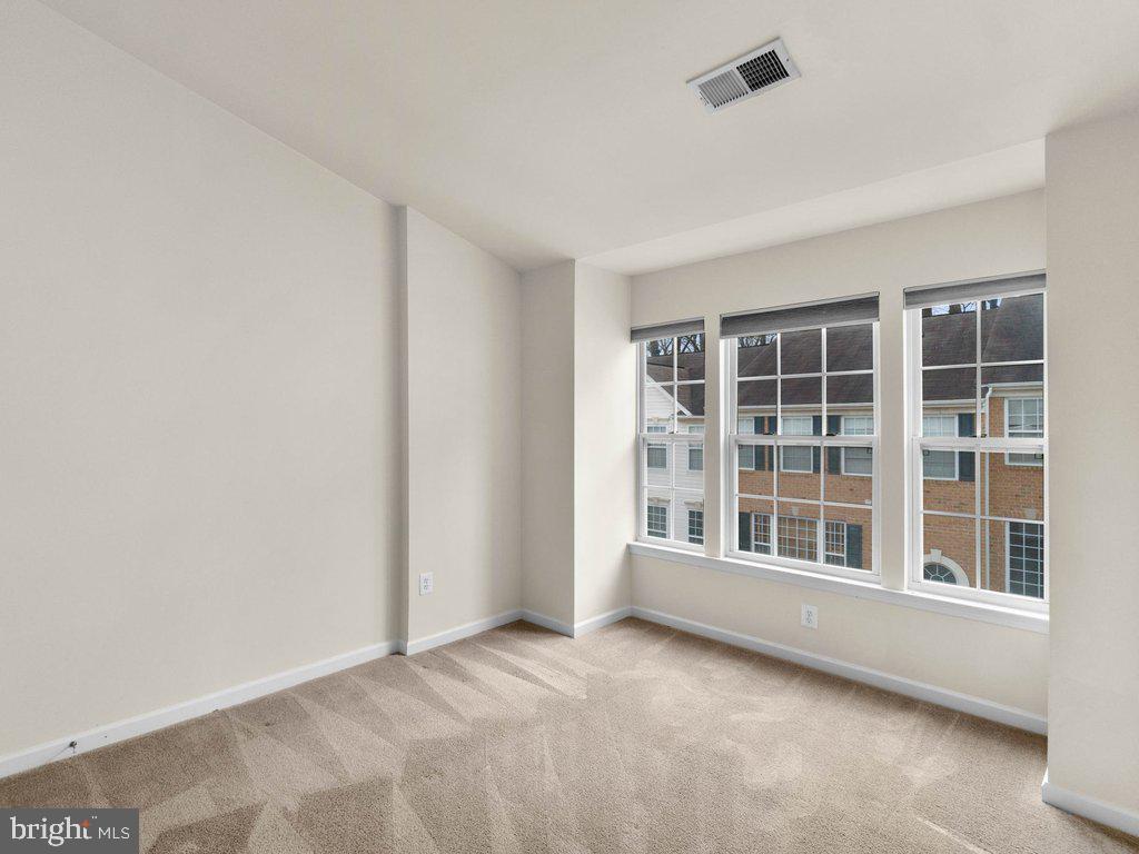 WATERS EDGE - Residential