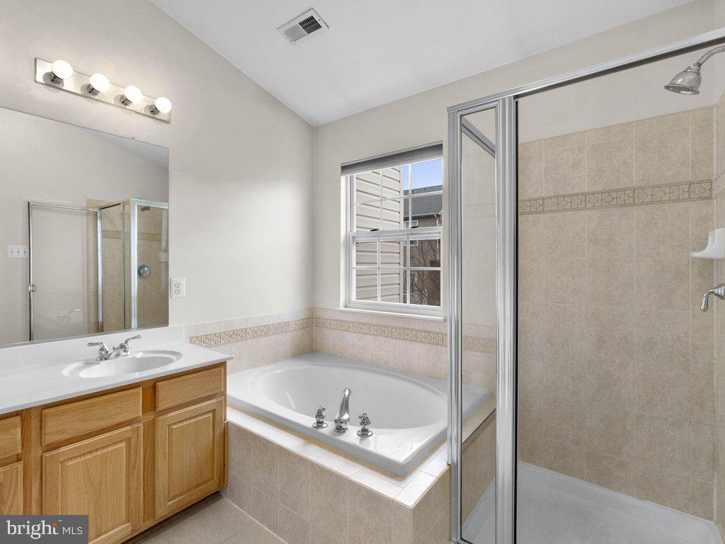 WATERS EDGE - Residential