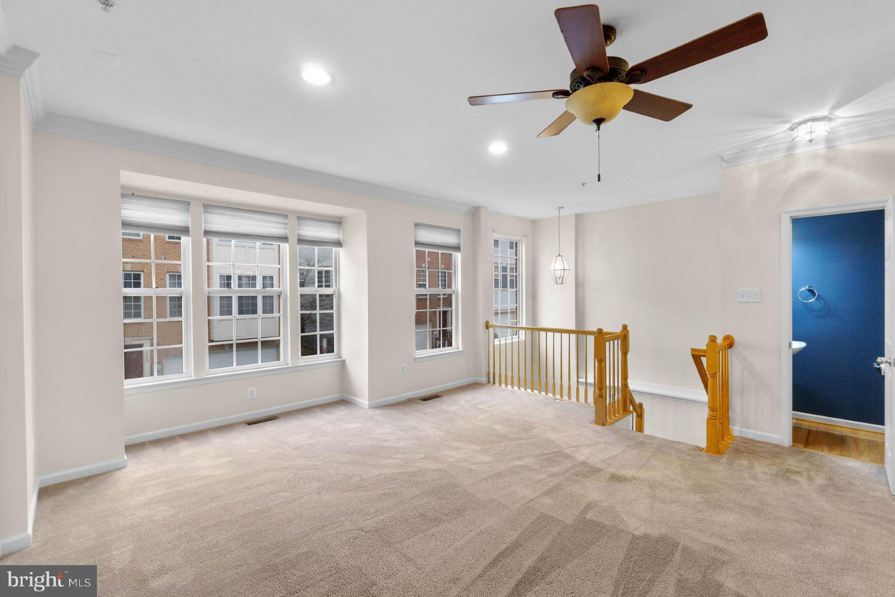 WATERS EDGE - Residential