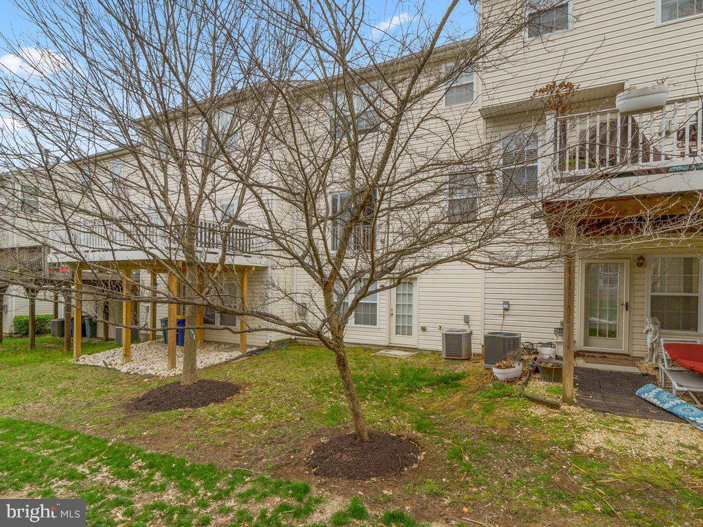 WATERS EDGE - Residential