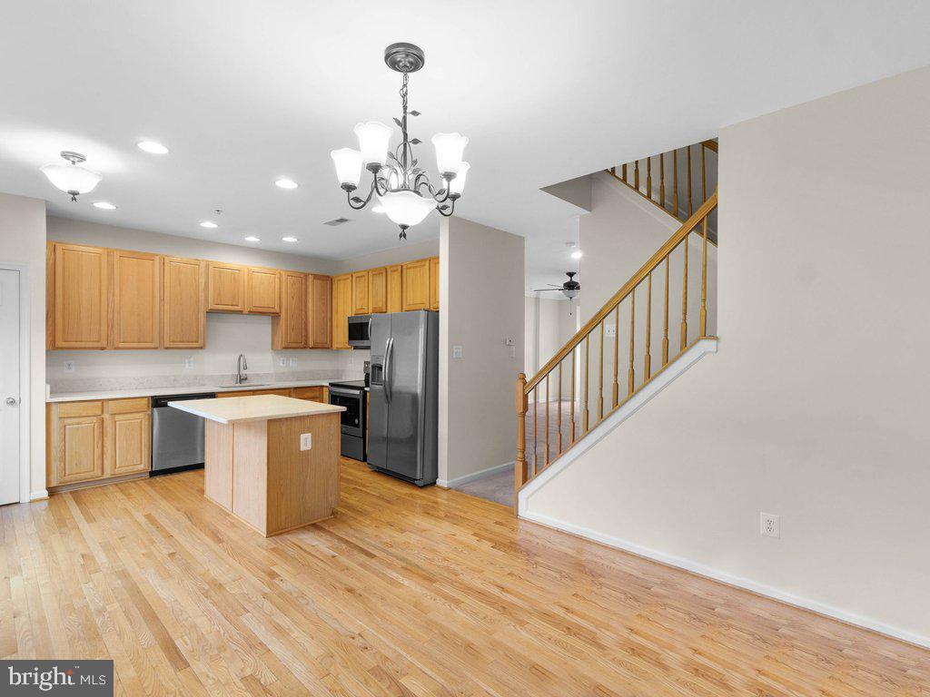 WATERS EDGE - Residential