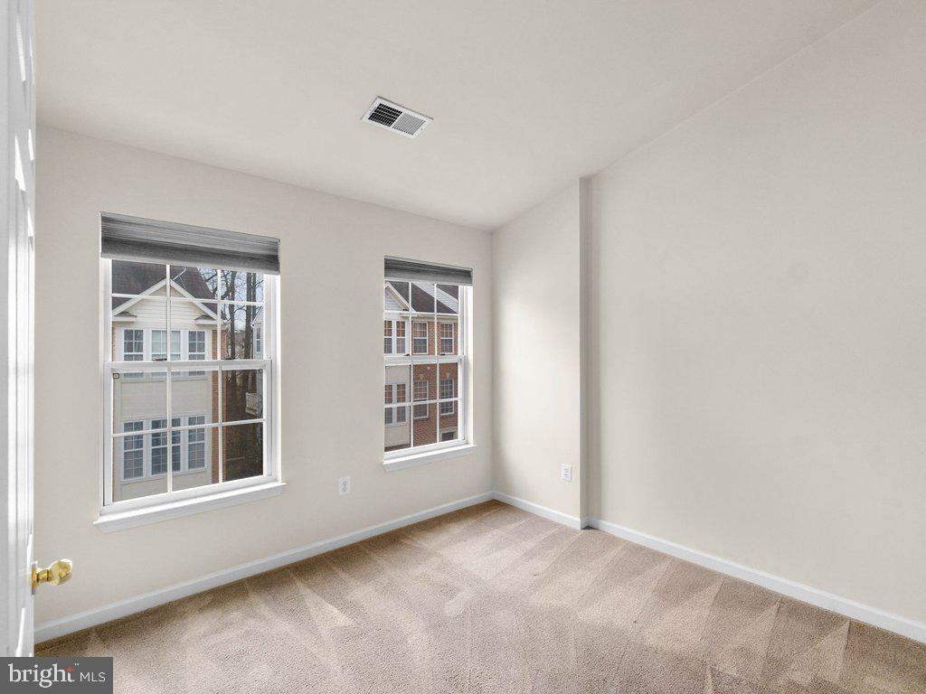 WATERS EDGE - Residential