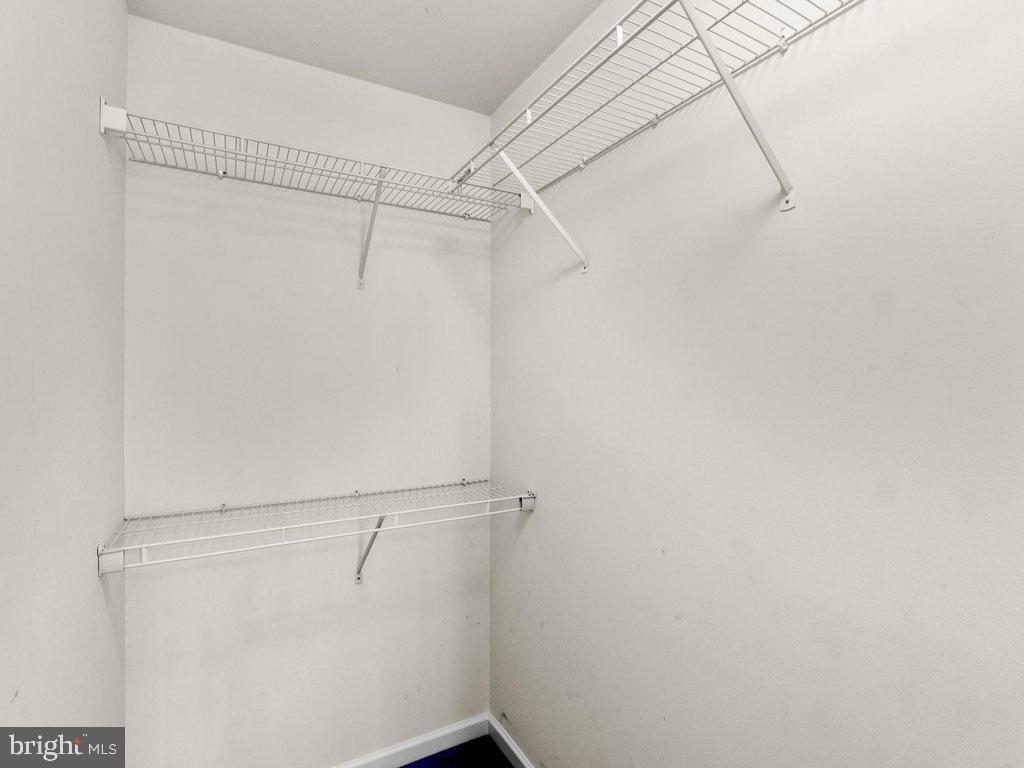 WATERS EDGE - Residential