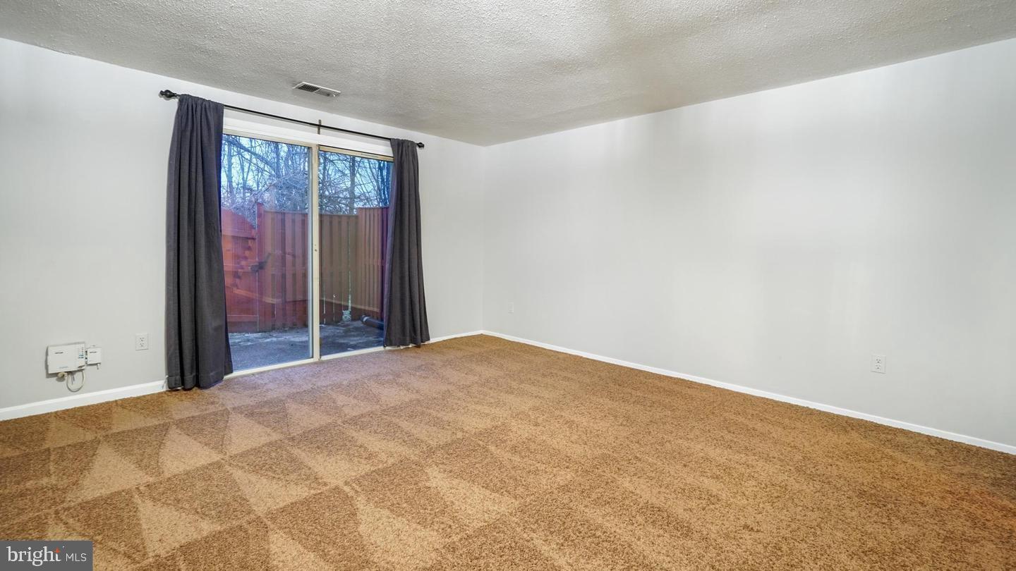 WINDMILL SQUARE - Residential