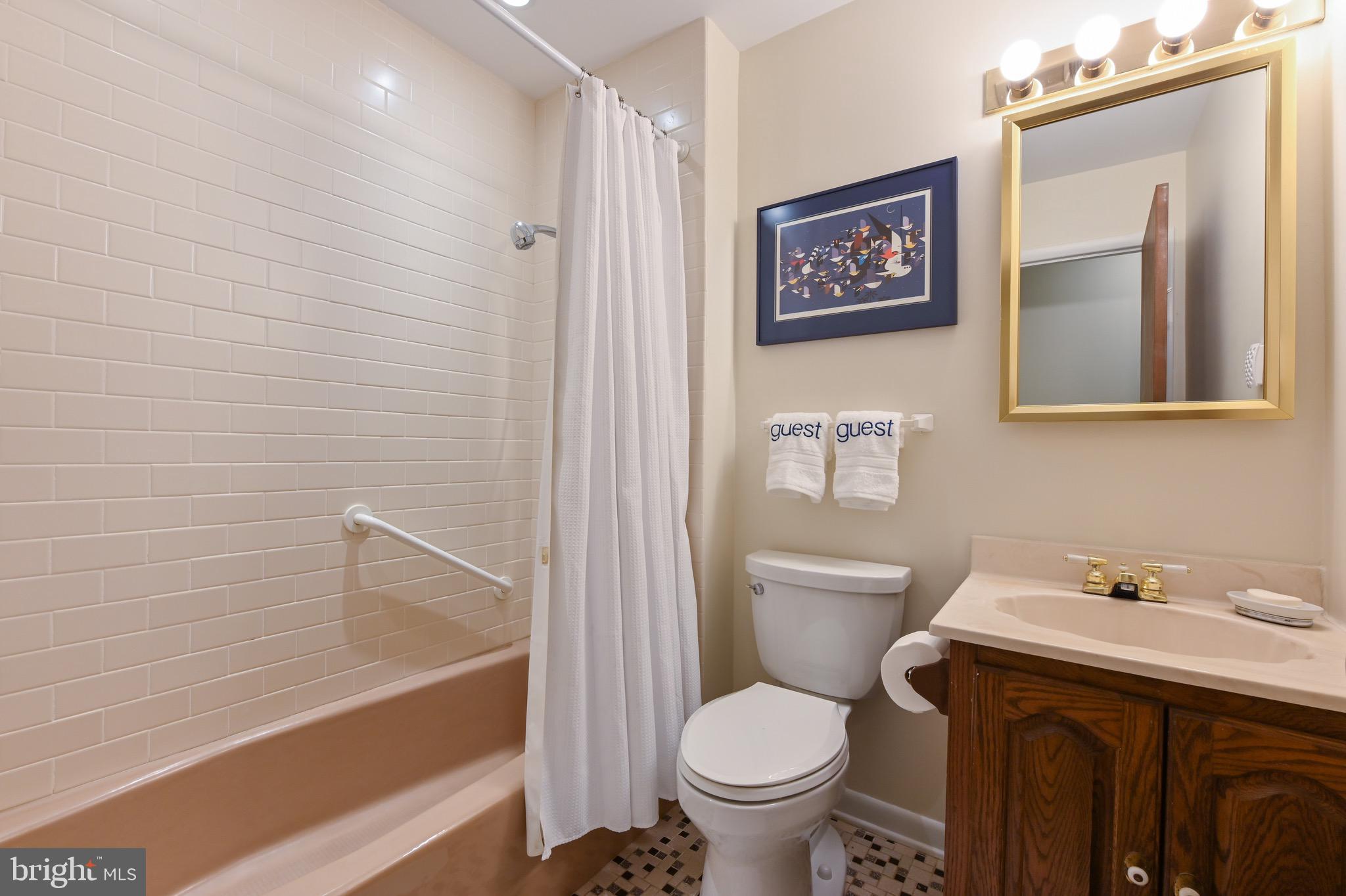 LAVALL - Residential