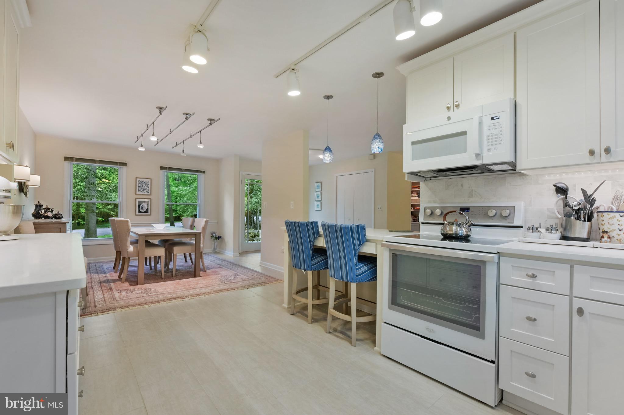 LAVALL - Residential