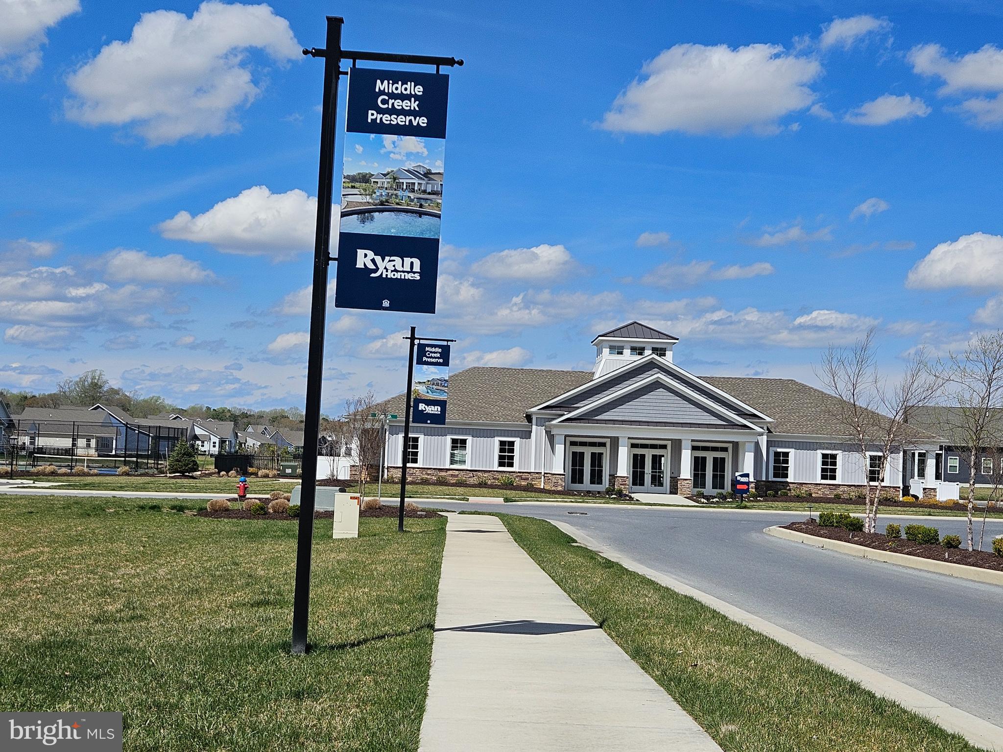 MIDDLE CREEK PRESERVE - Residential