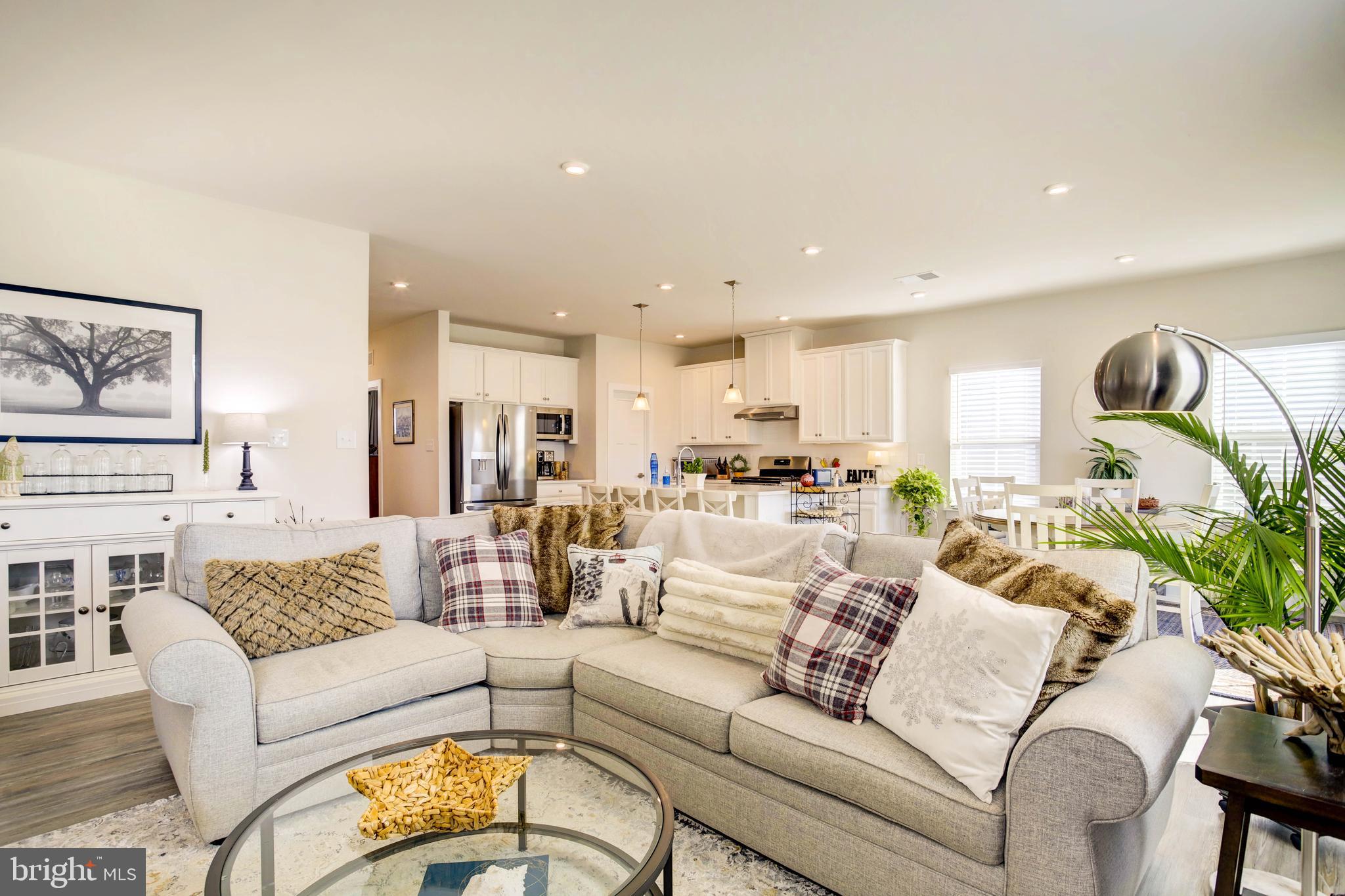 MIDDLE CREEK PRESERVE - Residential