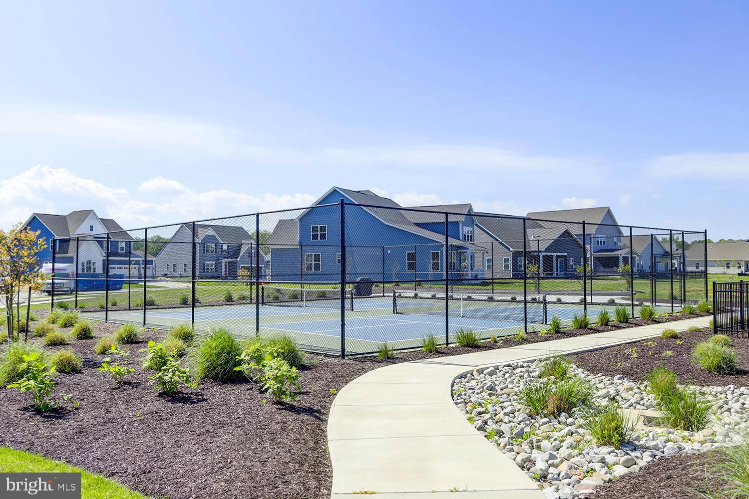 MIDDLE CREEK PRESERVE - Residential