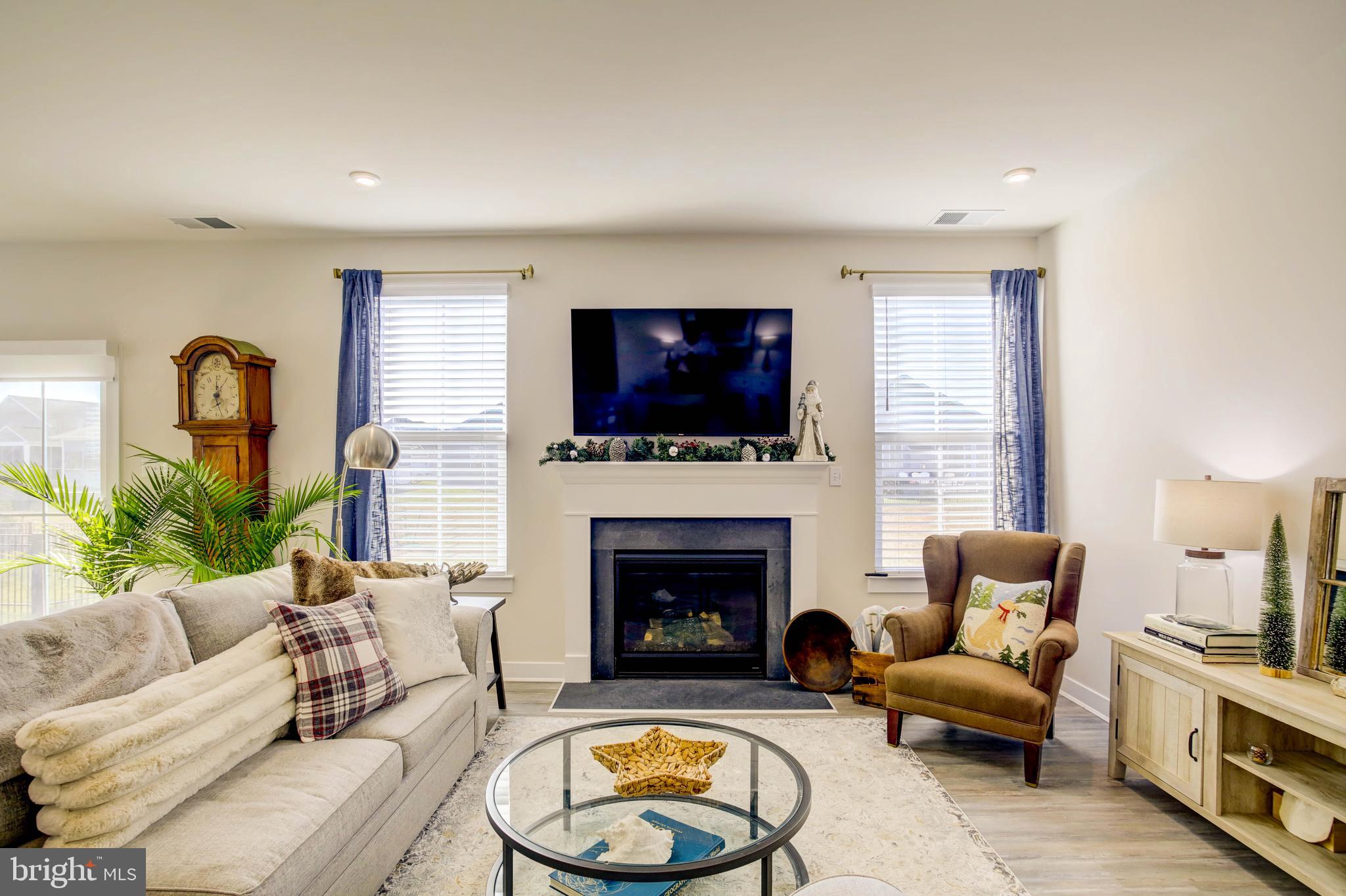 MIDDLE CREEK PRESERVE - Residential