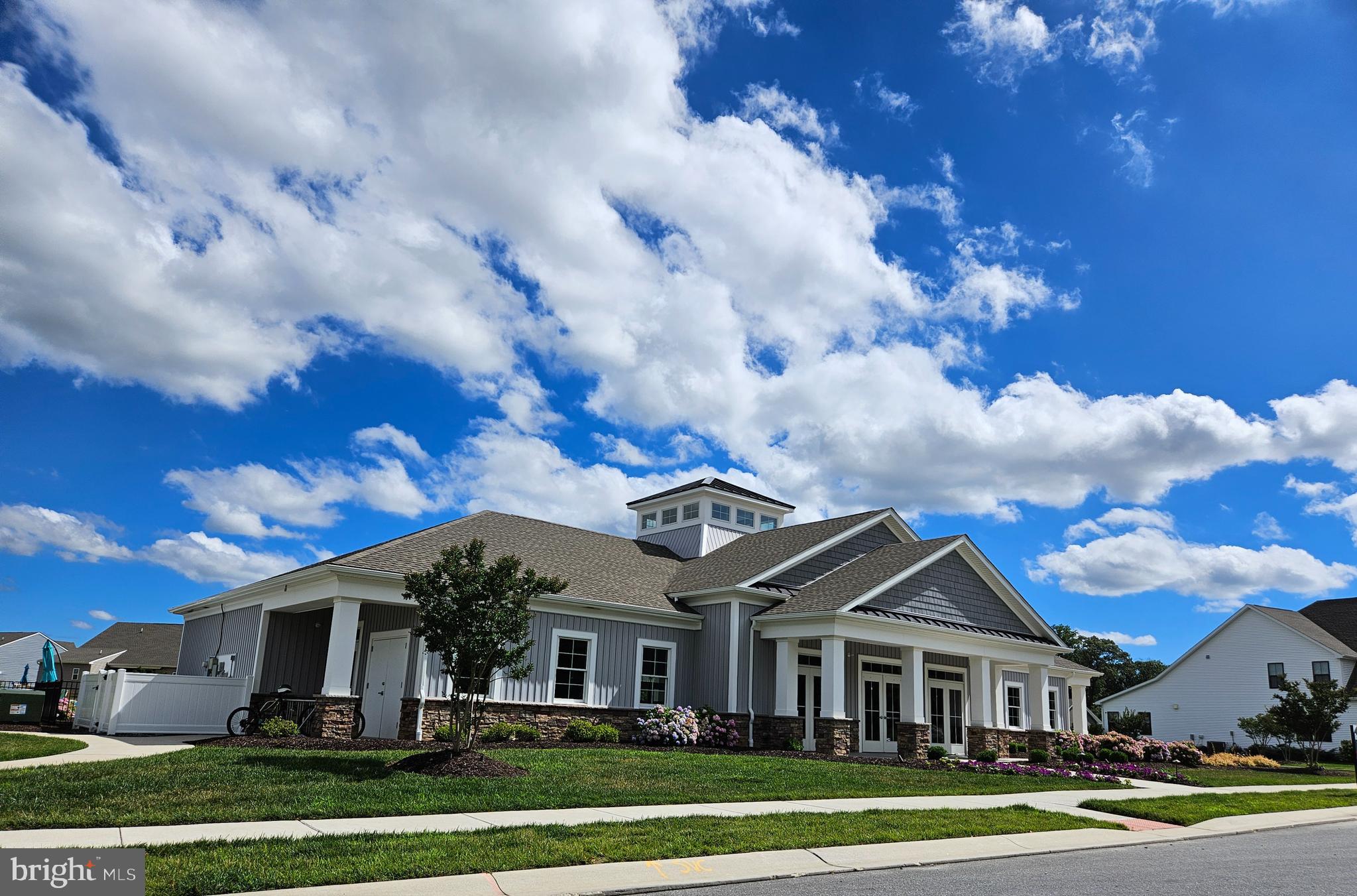 MIDDLE CREEK PRESERVE - Residential