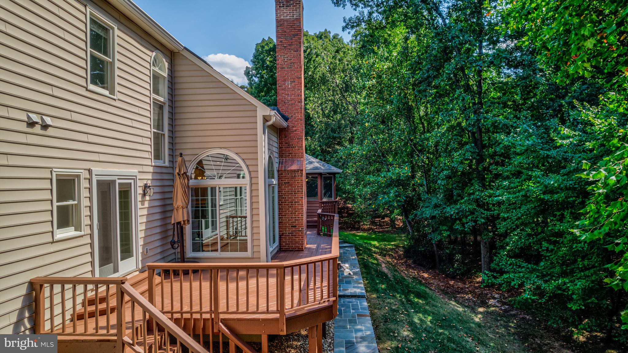 CAMBERLEY WEST - Residential