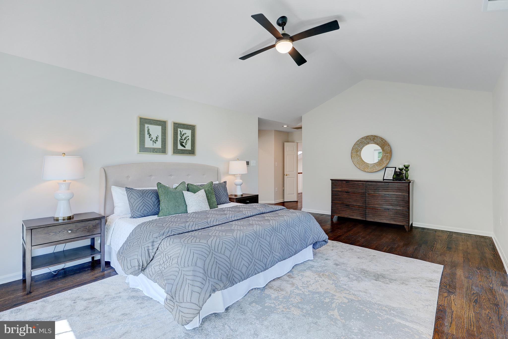 CAMBERLEY WEST - Residential