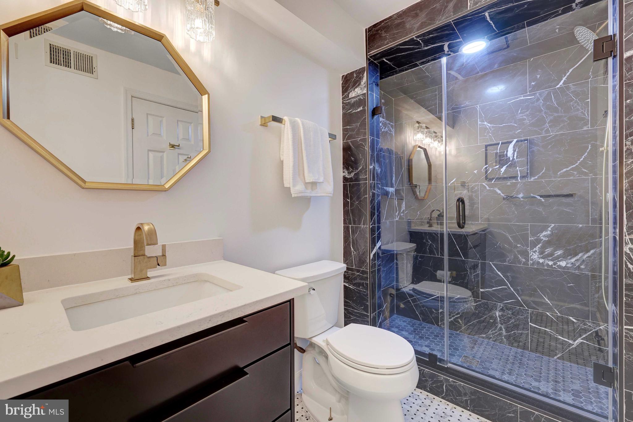 CAMBERLEY WEST - Residential