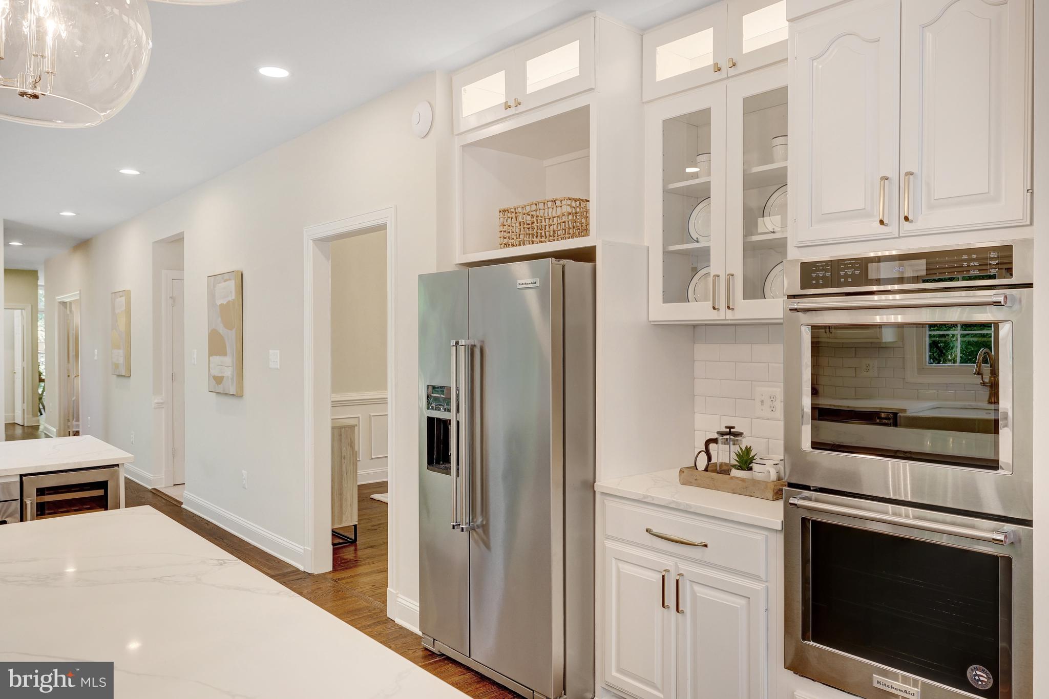 CAMBERLEY WEST - Residential