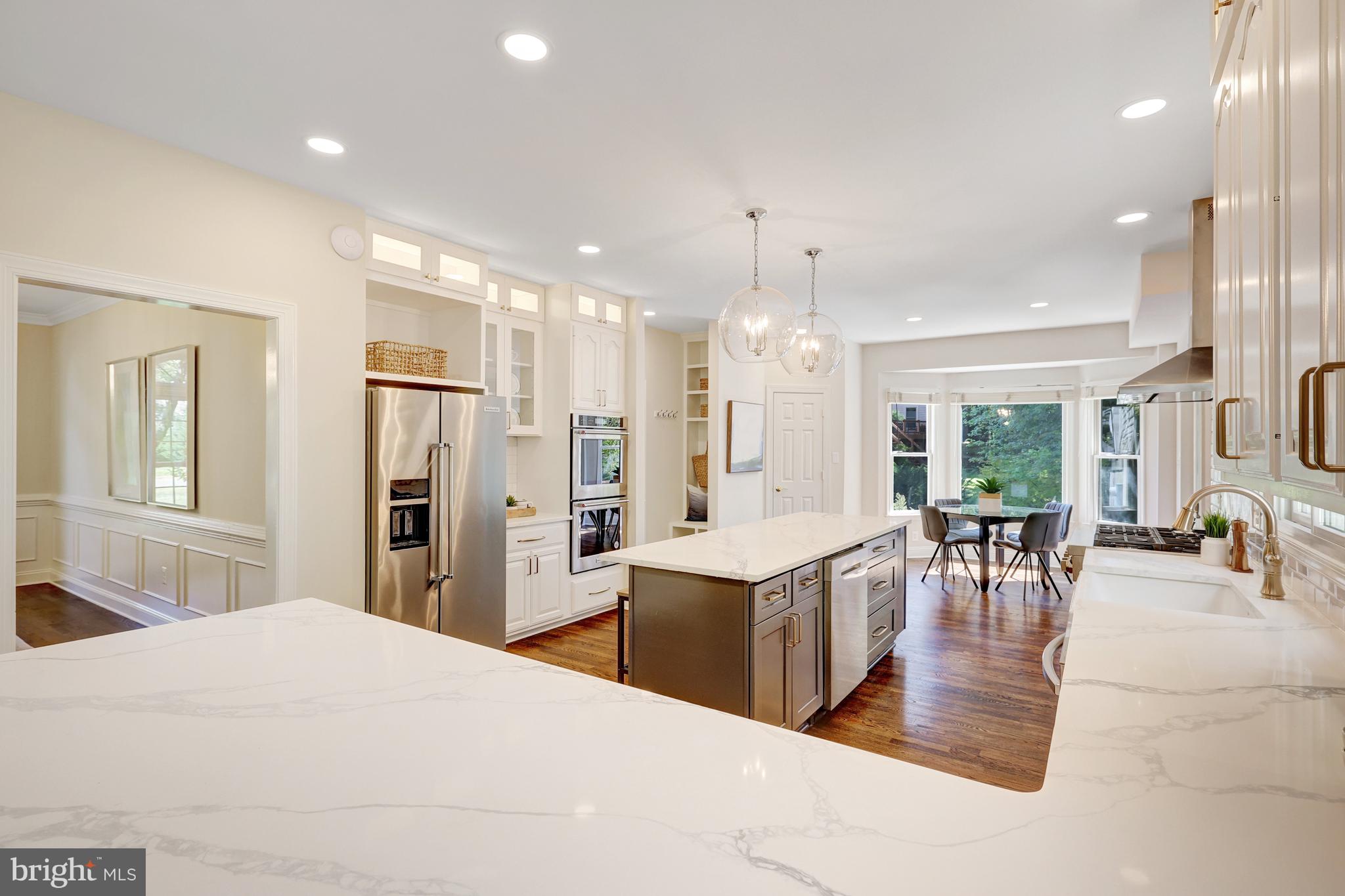 CAMBERLEY WEST - Residential